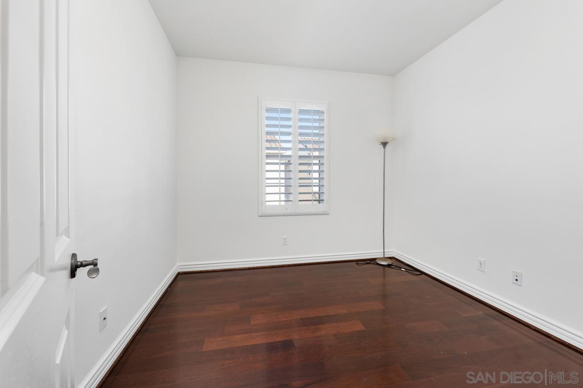 Detail Gallery Image 30 of 46 For 6096  Blue Dawn Trail, San Diego,  CA 92130 - 4 Beds | 2/1 Baths