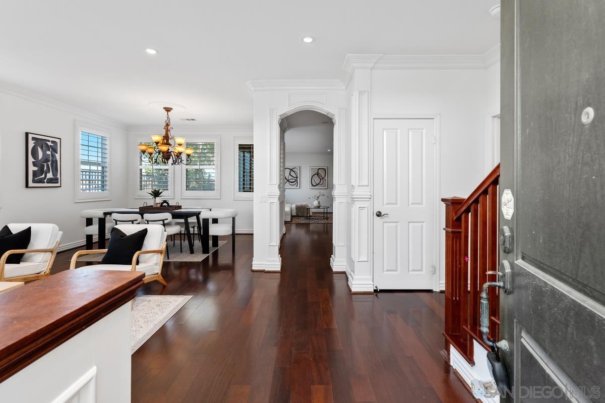 Detail Gallery Image 7 of 46 For 6096  Blue Dawn Trail, San Diego,  CA 92130 - 4 Beds | 2/1 Baths