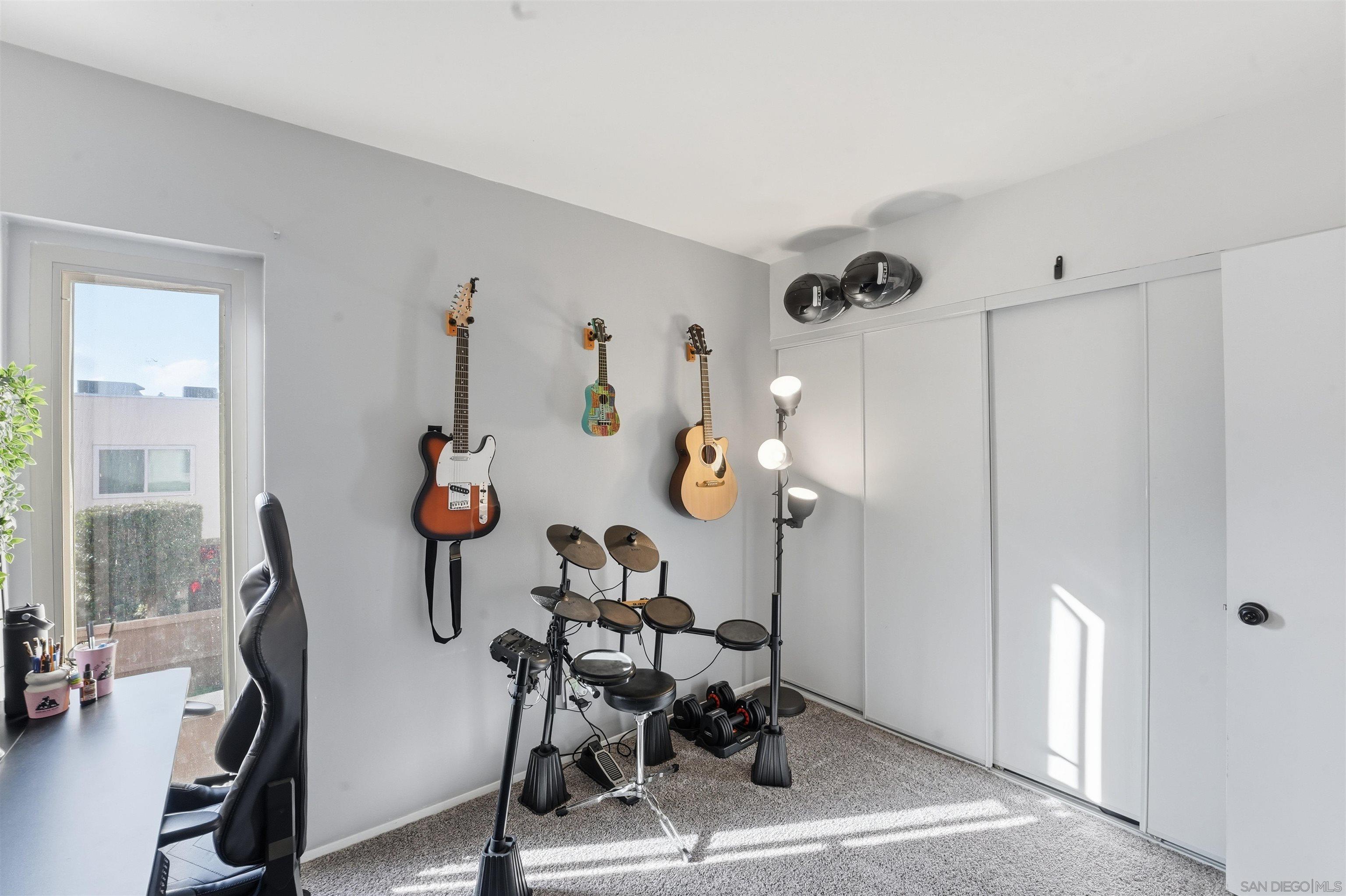 Detail Gallery Image 17 of 37 For 6795  Alvarado Rd  #3,  San Diego,  CA 92120 - 3 Beds | 2/1 Baths