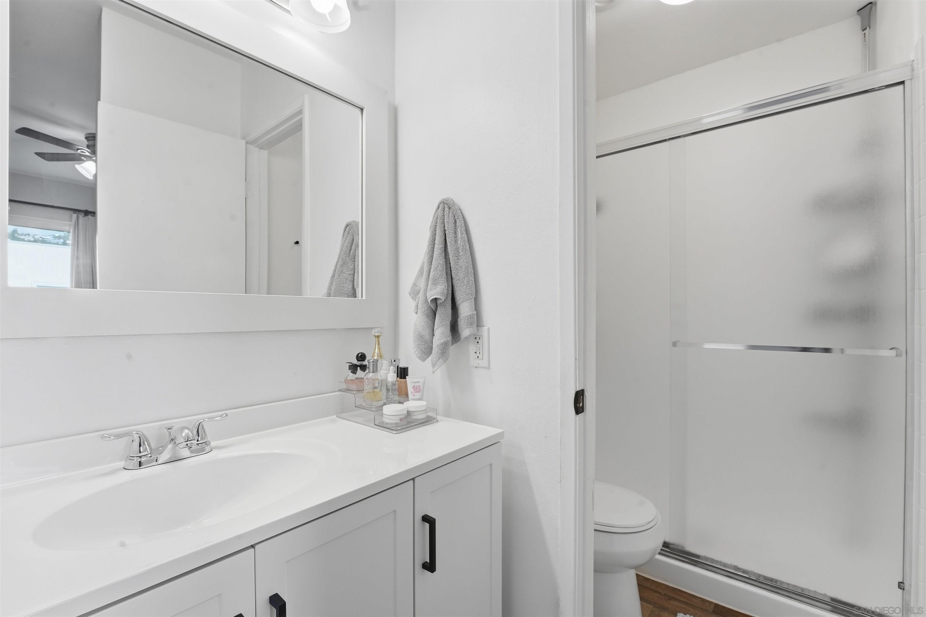 Detail Gallery Image 21 of 37 For 6795  Alvarado Rd  #3,  San Diego,  CA 92120 - 3 Beds | 2/1 Baths