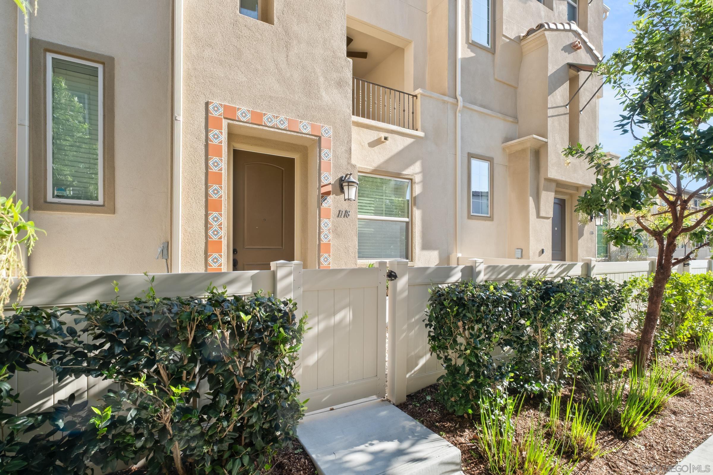 Detail Gallery Image 31 of 52 For 1118  via Lucero, Oceanside,  CA 92056 - 4 Beds | 3/1 Baths