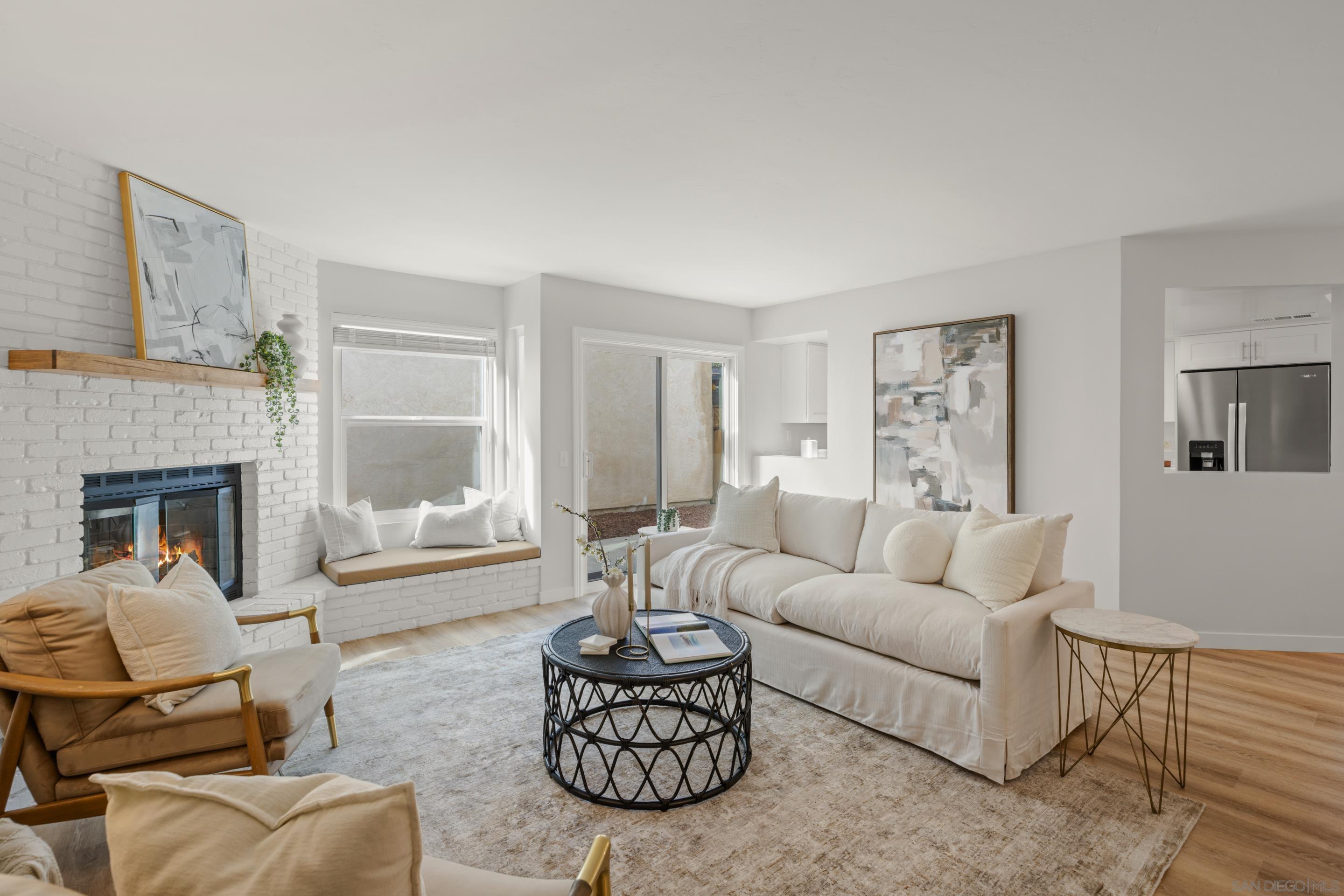 Detail Gallery Image 3 of 21 For 4216  Esperanza Way, Oceanside,  CA 92056 - 3 Beds | 2/1 Baths