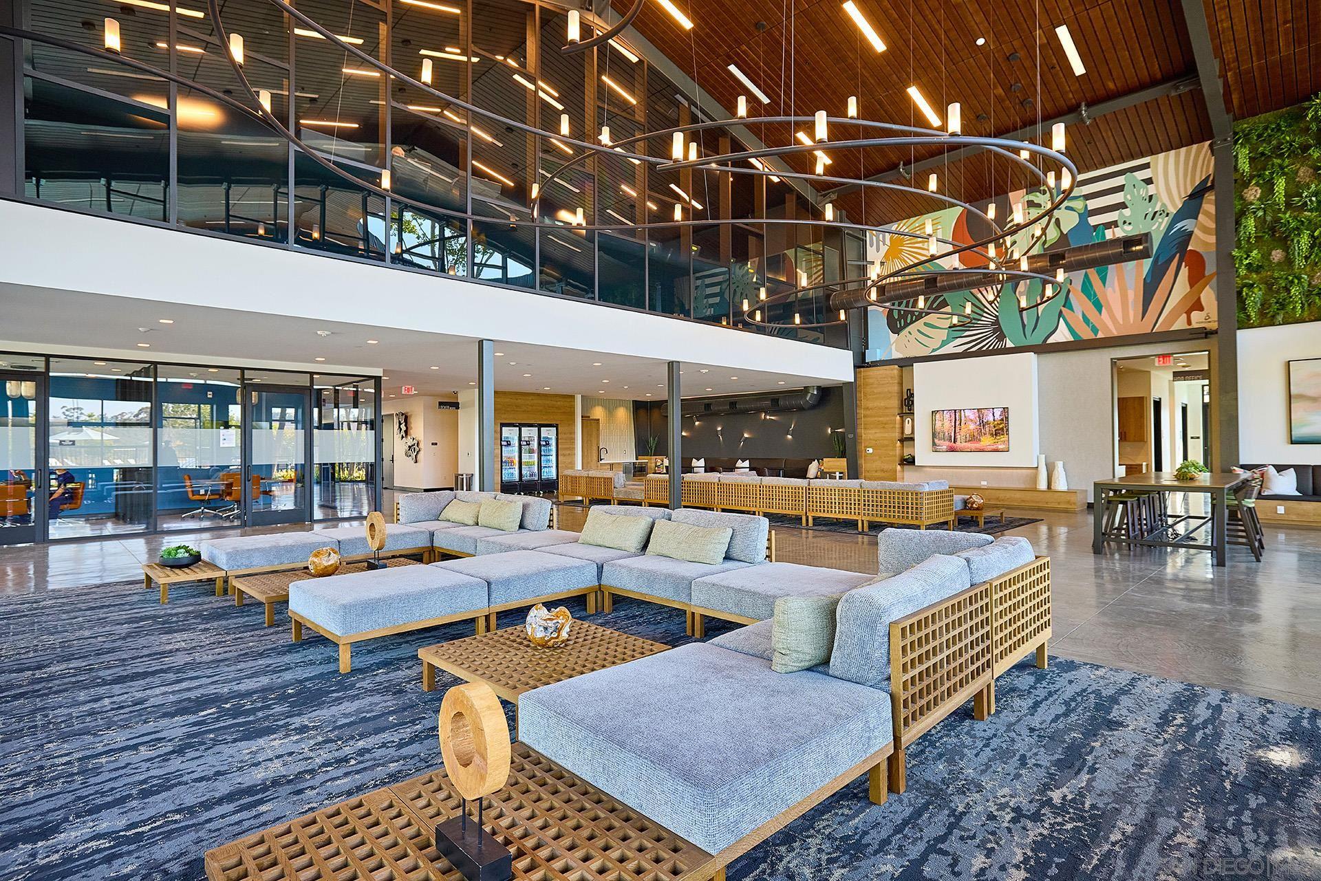 Detail Gallery Image 27 of 39 For 10992  Lotta Ct, San Diego,  CA 92126 - 3 Beds | 2/1 Baths