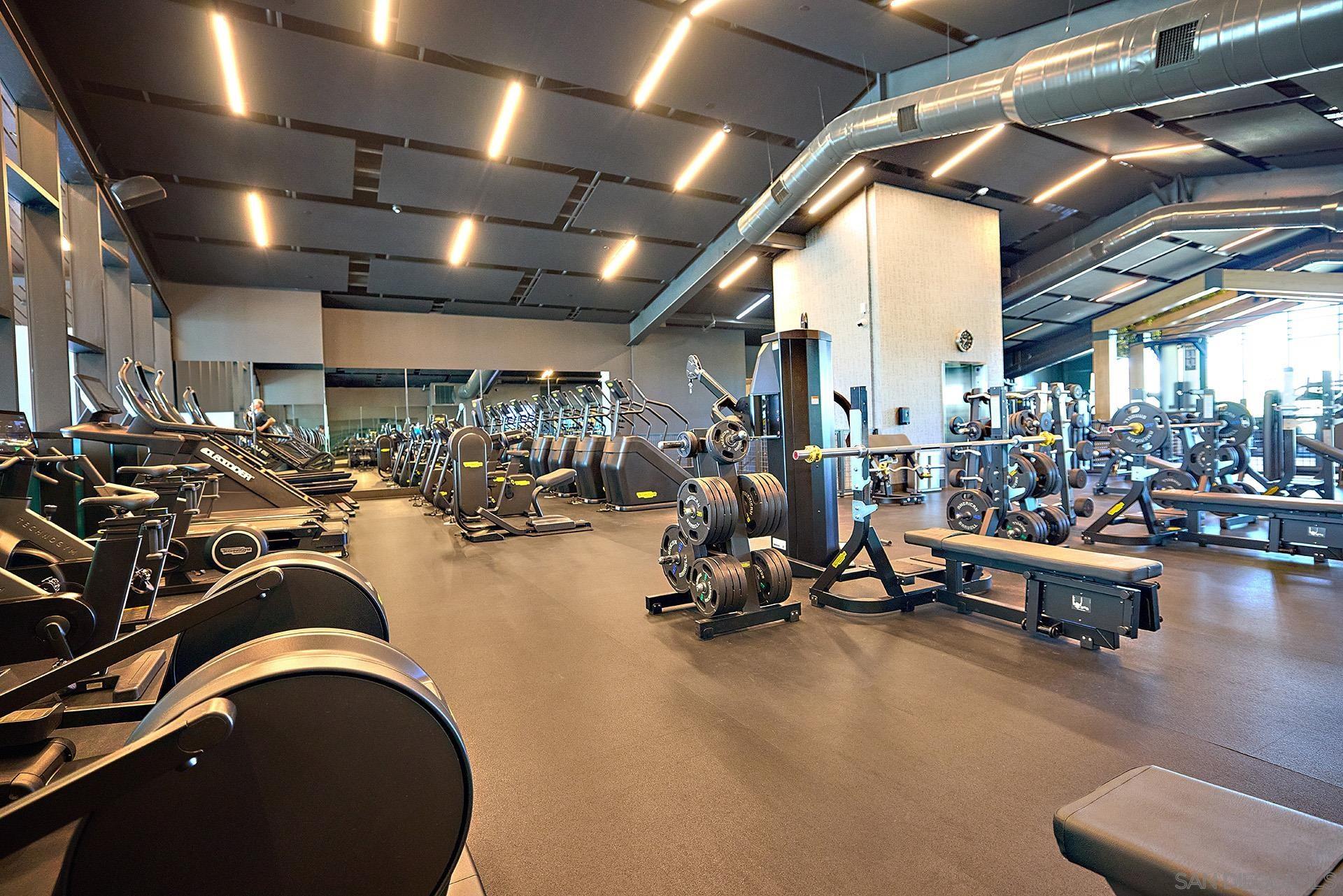 Detail Gallery Image 36 of 39 For 10992  Lotta Ct, San Diego,  CA 92126 - 3 Beds | 2/1 Baths