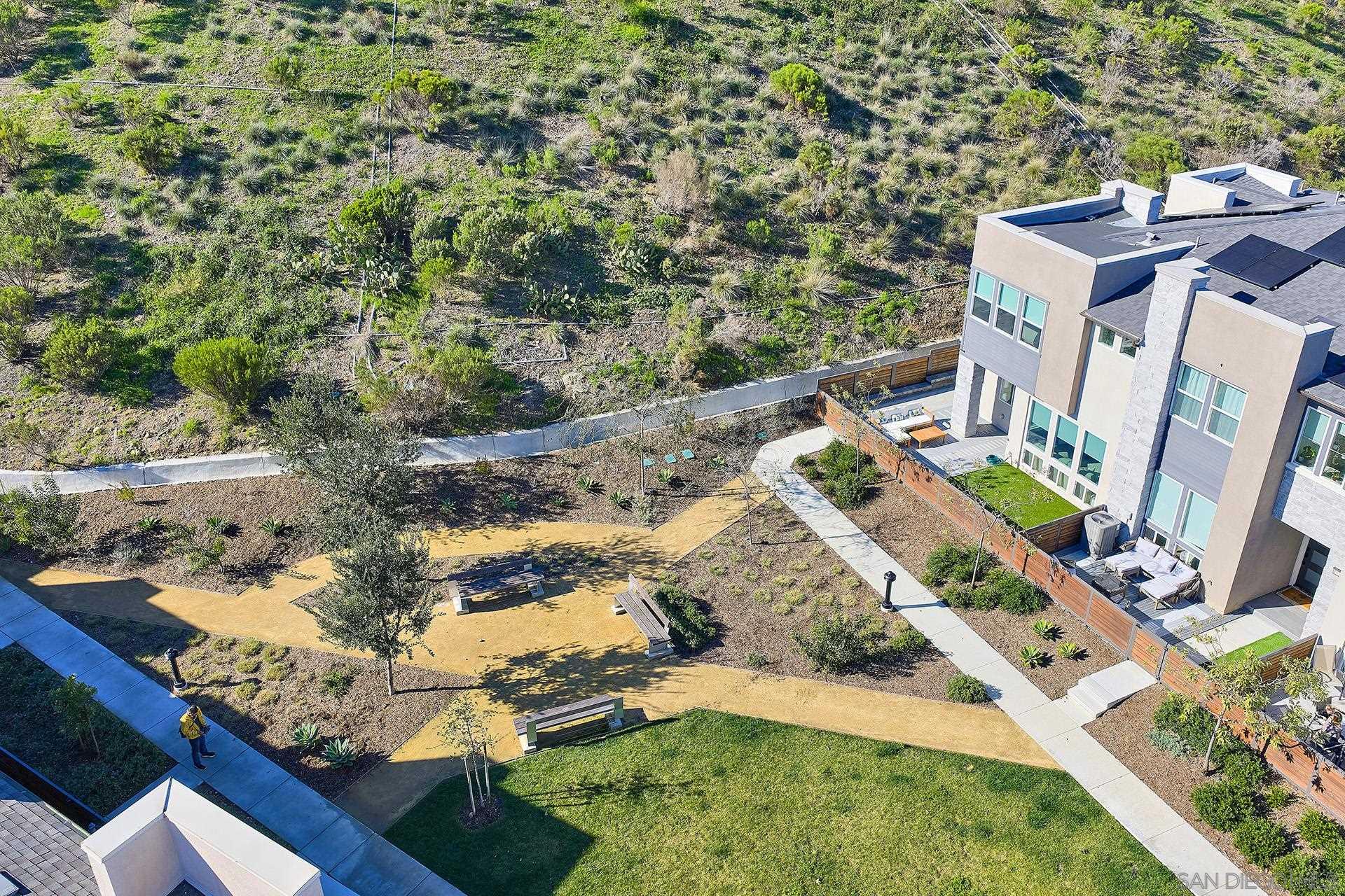 Detail Gallery Image 37 of 39 For 10992  Lotta Ct, San Diego,  CA 92126 - 3 Beds | 2/1 Baths