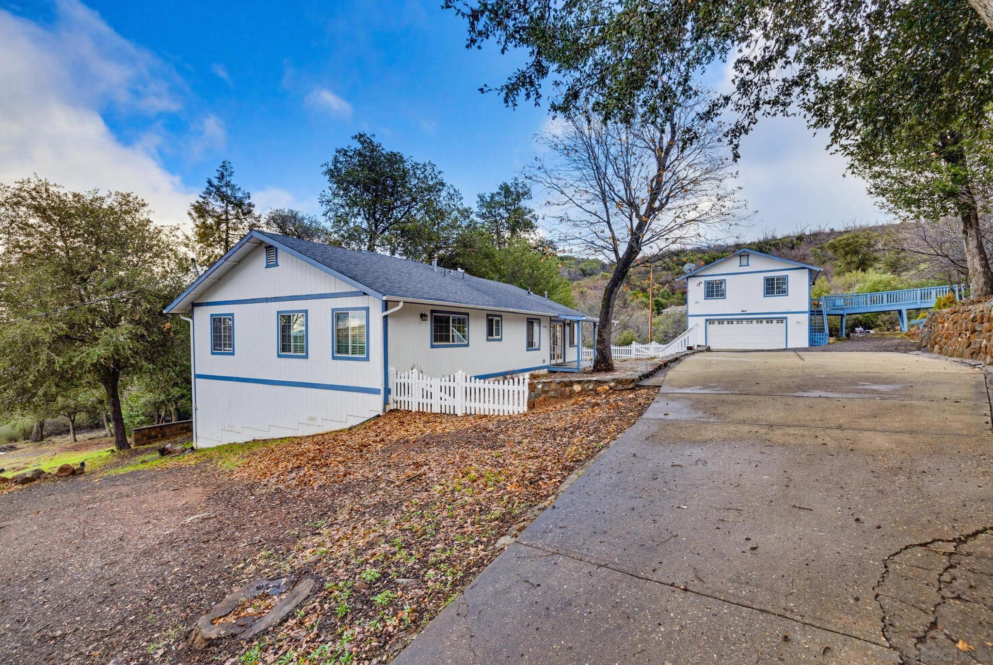 Front Image Thumbnail for SD2600617