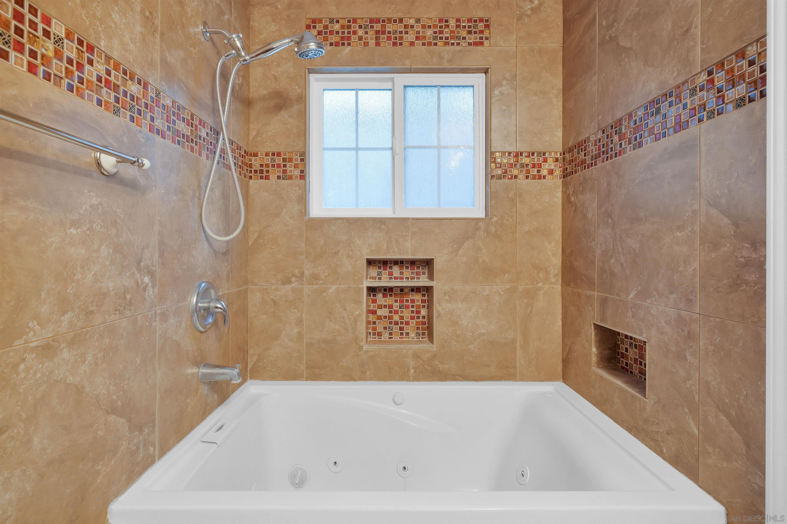 Detail Gallery Image 26 of 72 For 17009  Iron Springs Rd, Julian,  CA 92036 - 5 Beds | 4 Baths