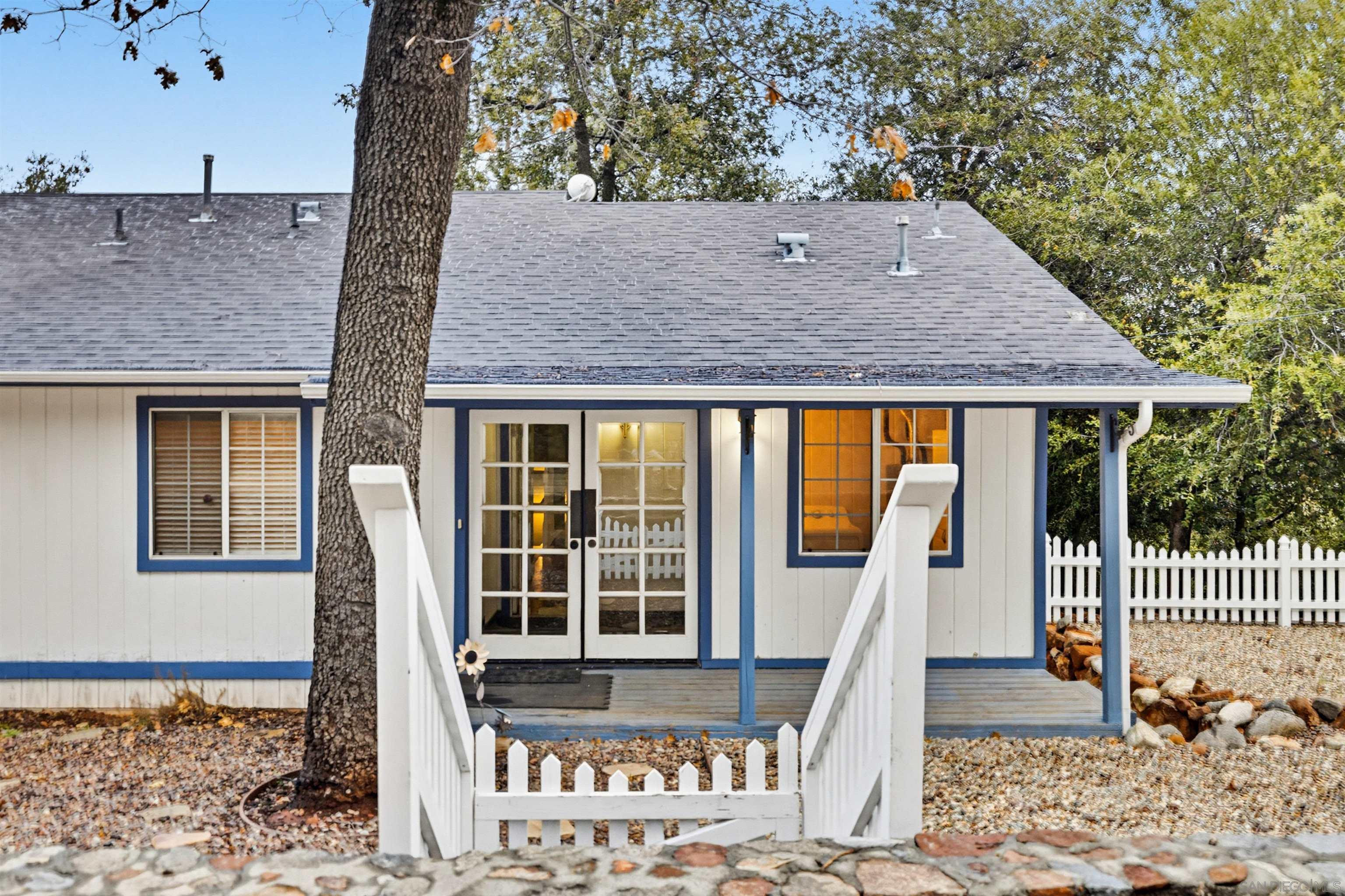 Detail Gallery Image 8 of 72 For 17009  Iron Springs Rd, Julian,  CA 92036 - 5 Beds | 4 Baths