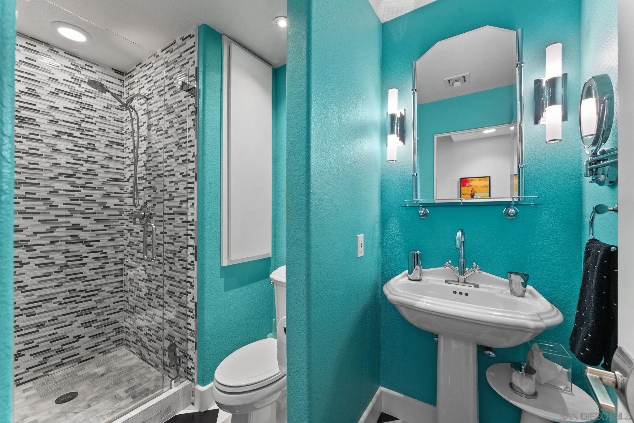 Detail Gallery Image 25 of 30 For 4640  Park Blvd  #C,  San Diego,  CA 92116 - 2 Beds | 2 Baths