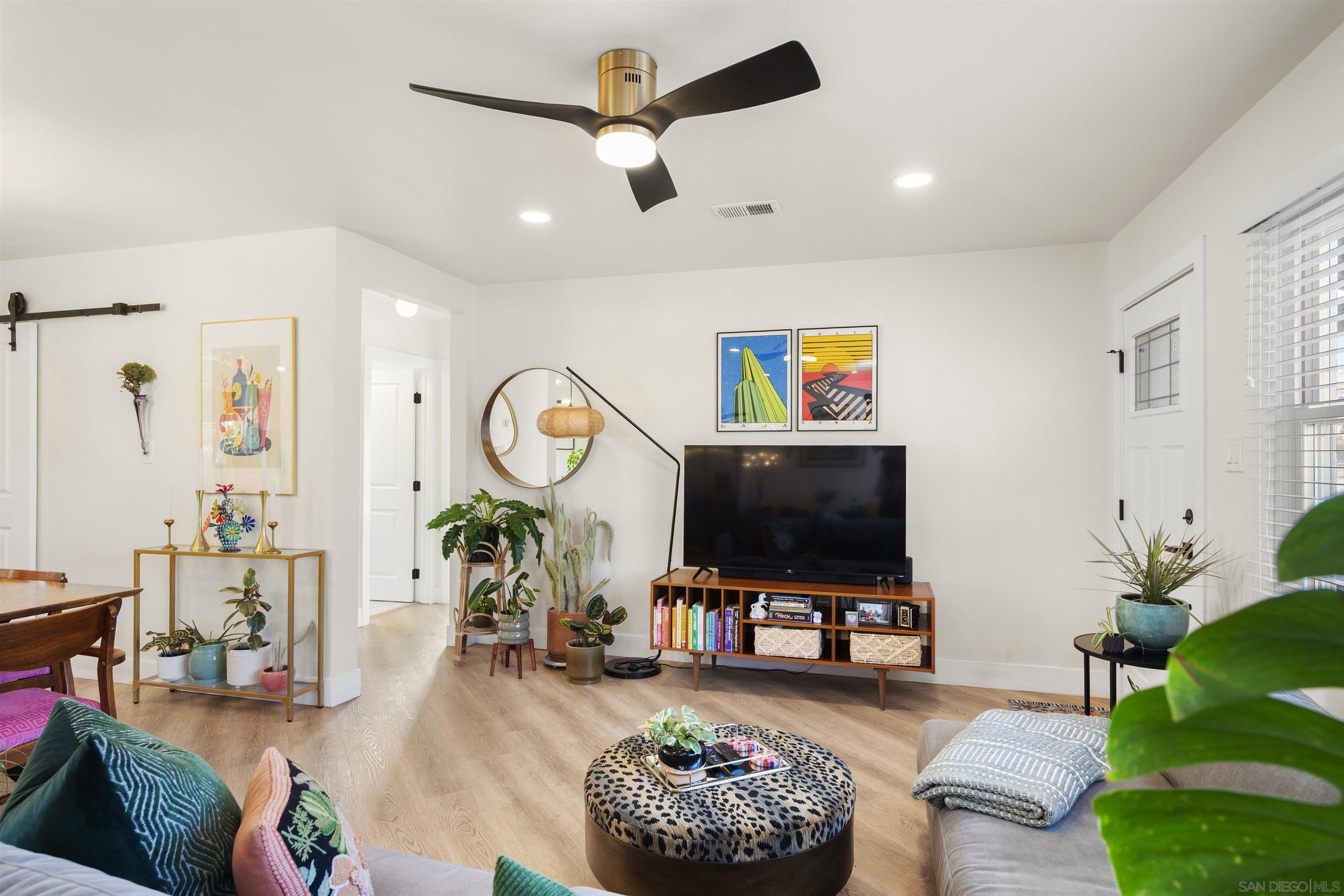 Detail Gallery Image 12 of 50 For 4615  Wendell St, San Diego,  CA 92105 - 3 Beds | 2 Baths