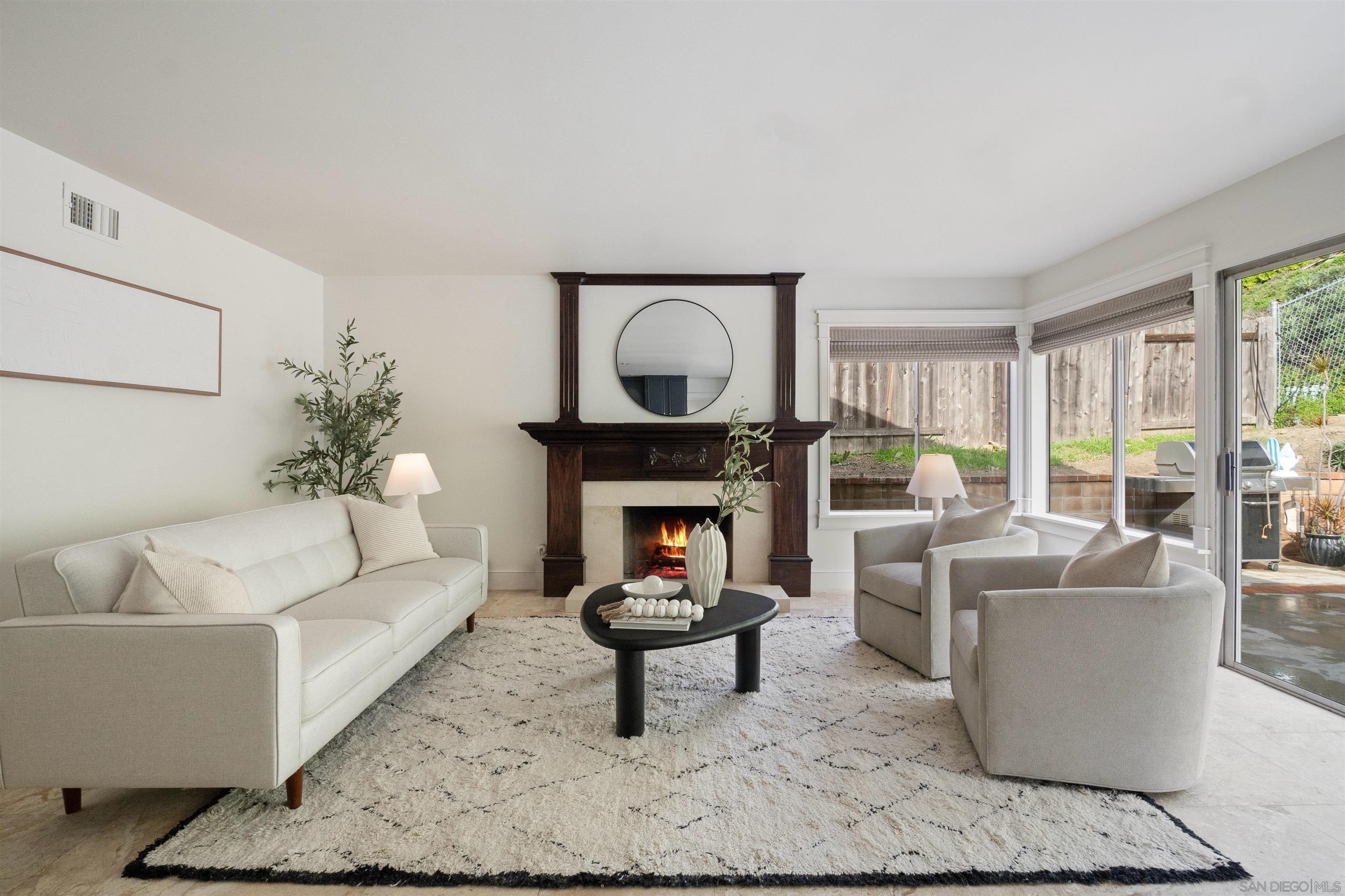 Detail Gallery Image 10 of 37 For 1760  Woodbine Pl, Oceanside,  CA 92054 - 4 Beds | 2 Baths