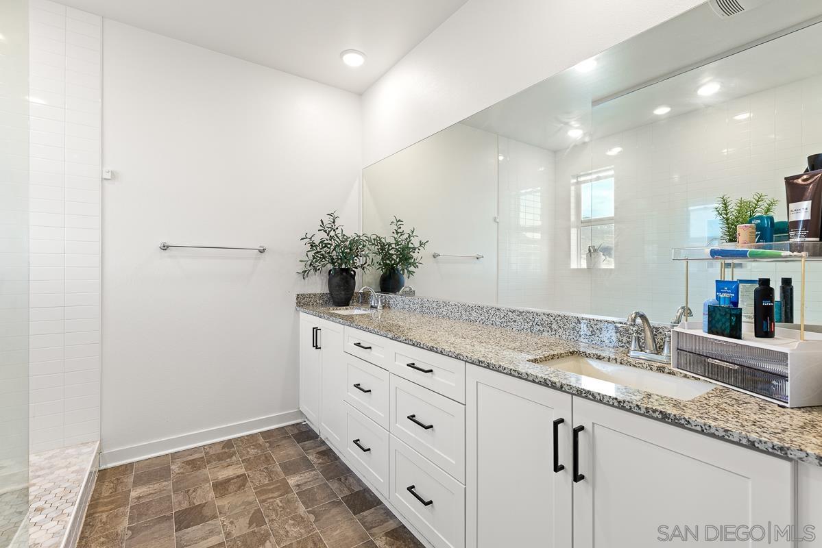 Detail Gallery Image 28 of 62 For 316  Canter Court, Fallbrook,  CA 92028 - 5 Beds | 3 Baths