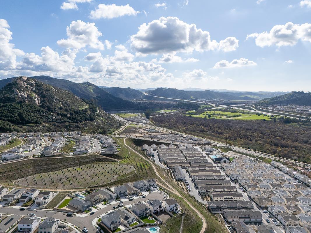 Detail Gallery Image 51 of 62 For 316  Canter Court, Fallbrook,  CA 92028 - 5 Beds | 3 Baths