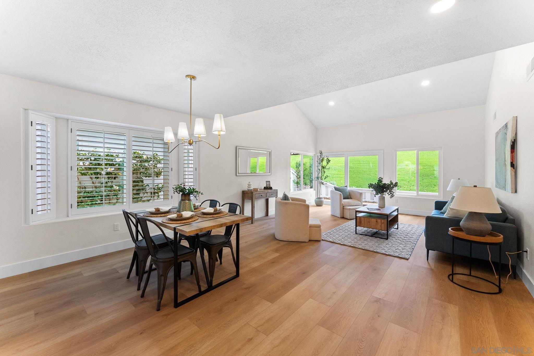 Detail Gallery Image 11 of 32 For 4676  Barcelona Way, Oceanside,  CA 92056 - 3 Beds | 2 Baths