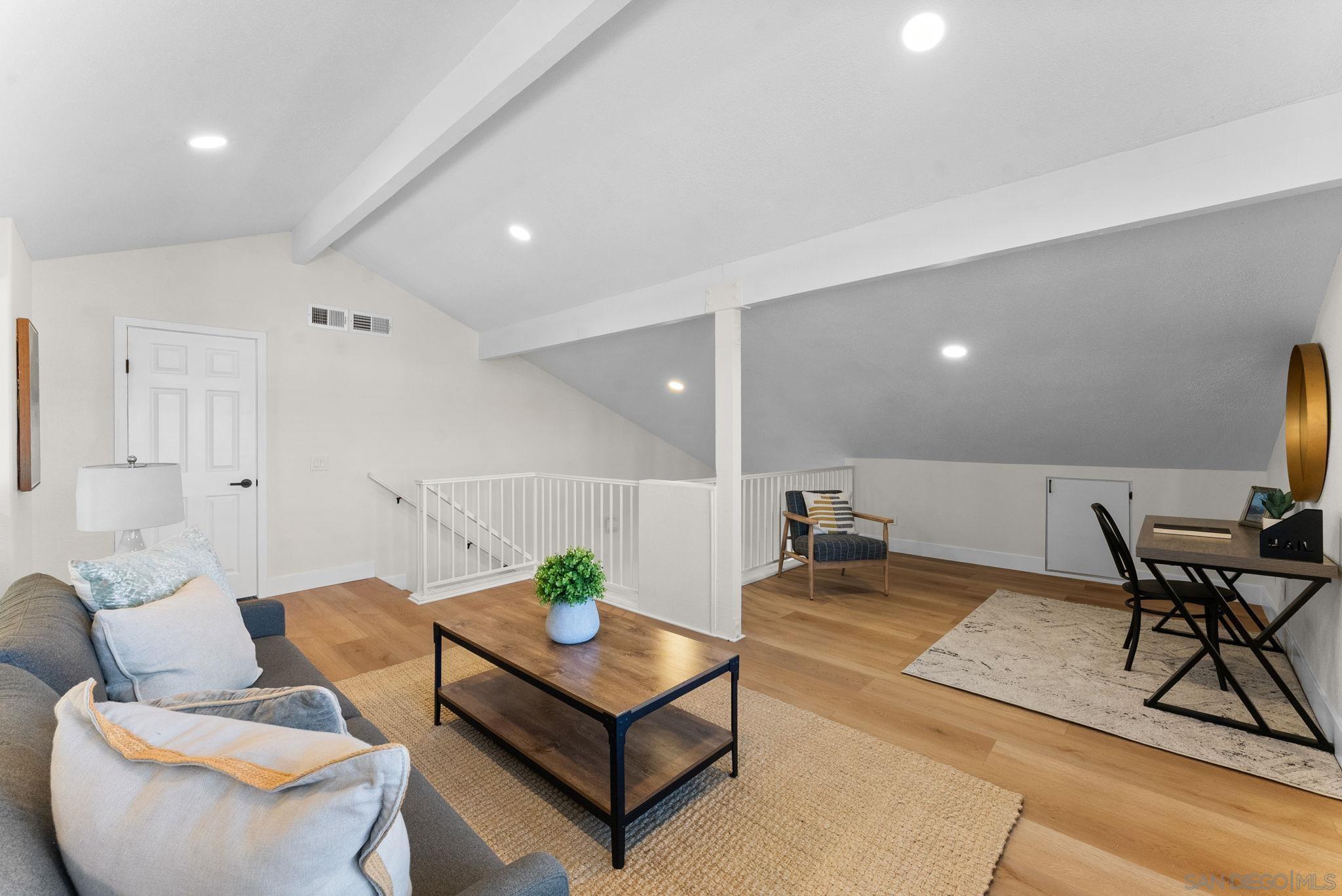 Detail Gallery Image 24 of 32 For 4676  Barcelona Way, Oceanside,  CA 92056 - 3 Beds | 2 Baths