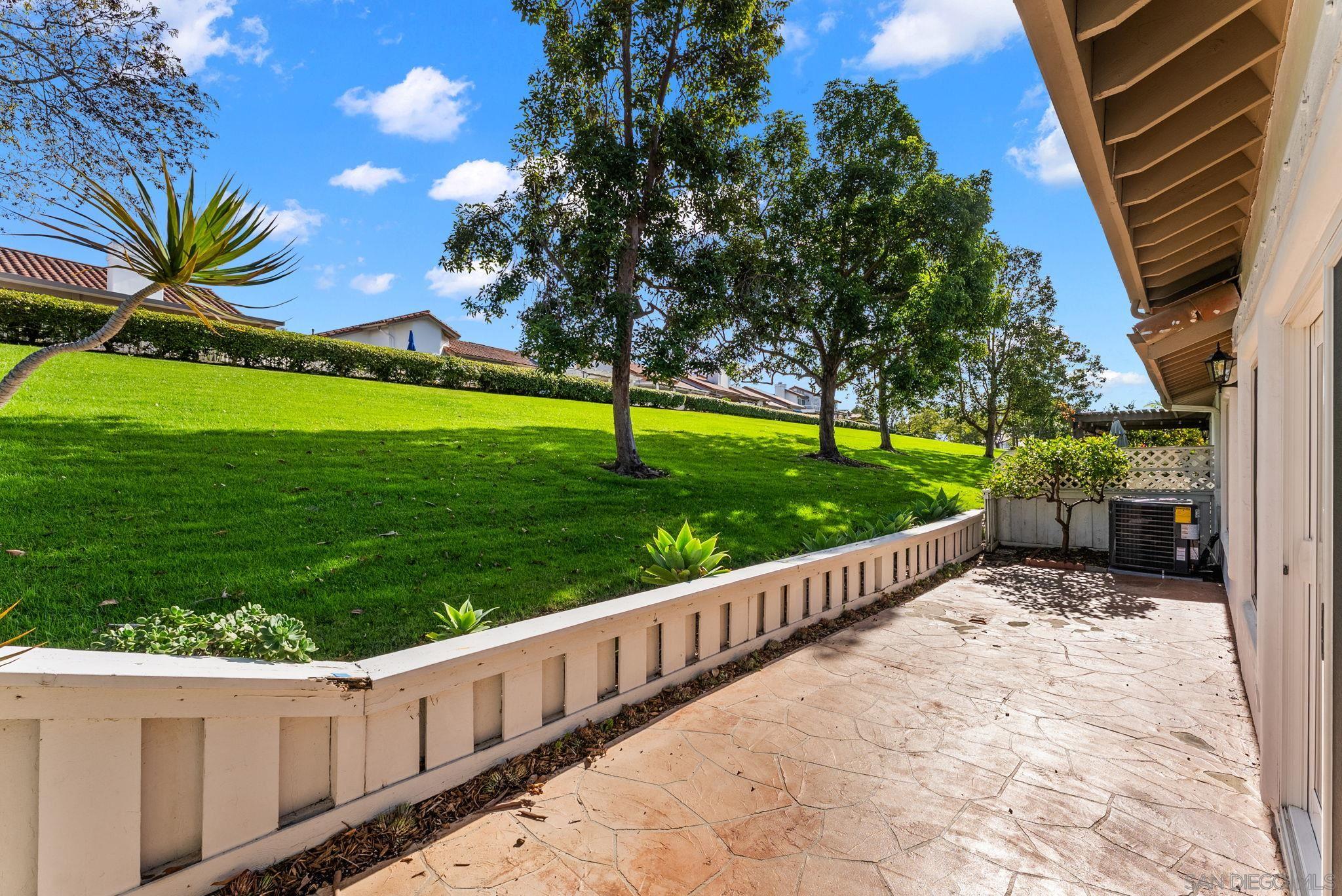 Detail Gallery Image 26 of 32 For 4676  Barcelona Way, Oceanside,  CA 92056 - 3 Beds | 2 Baths