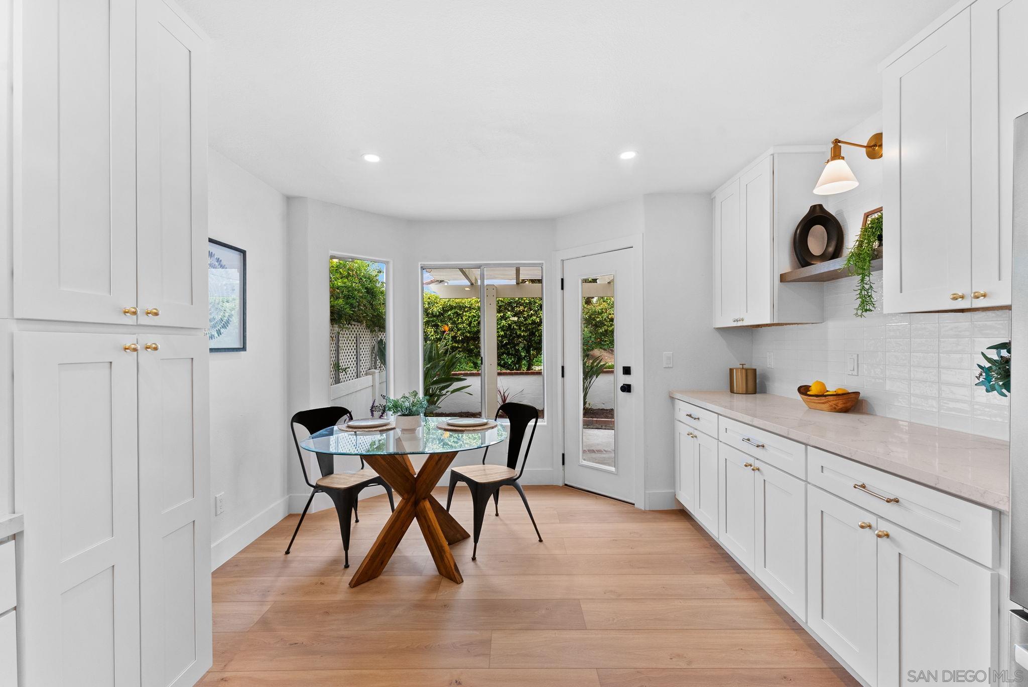 Detail Gallery Image 15 of 29 For 4695  Adra Way, Oceanside,  CA 92056 - 3 Beds | 2 Baths