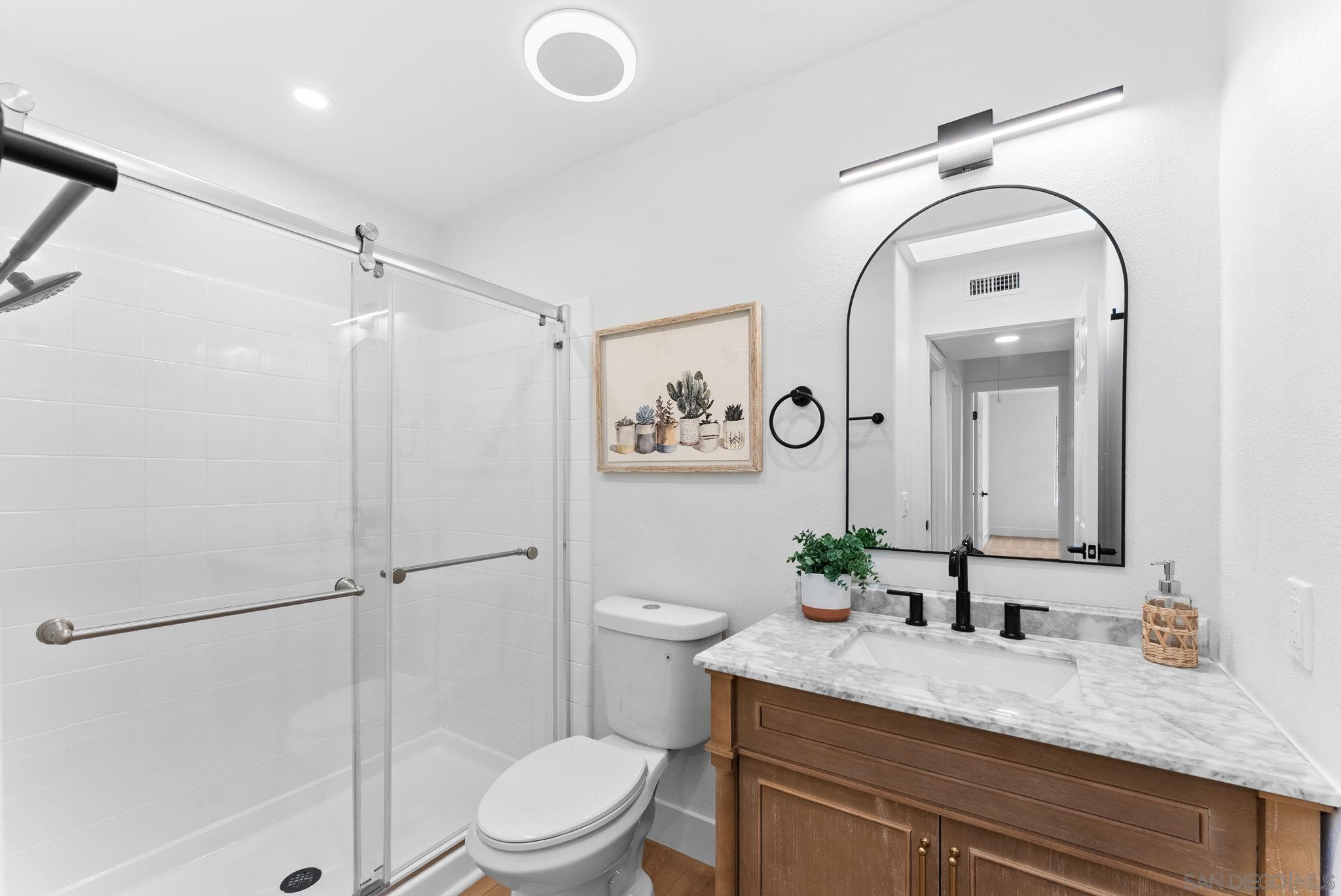 Detail Gallery Image 25 of 29 For 4695  Adra Way, Oceanside,  CA 92056 - 3 Beds | 2 Baths