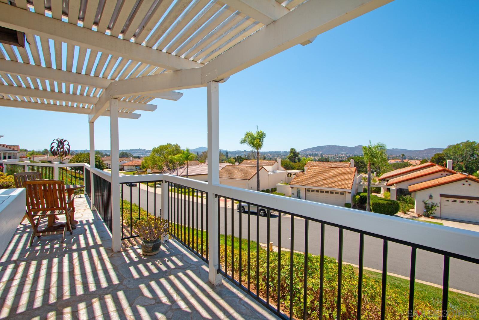 Detail Gallery Image 14 of 30 For 17762  Plaza Acosta, San Diego,  CA 92128 - 3 Beds | 2 Baths