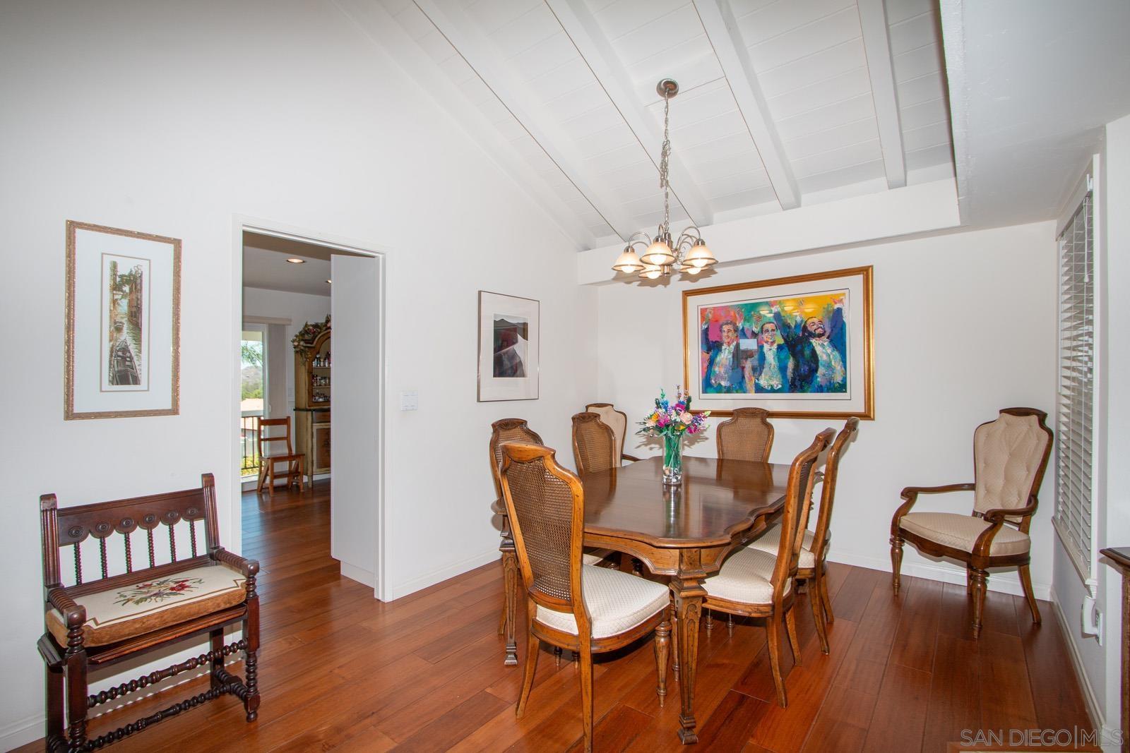 Detail Gallery Image 6 of 30 For 17762  Plaza Acosta, San Diego,  CA 92128 - 3 Beds | 2 Baths