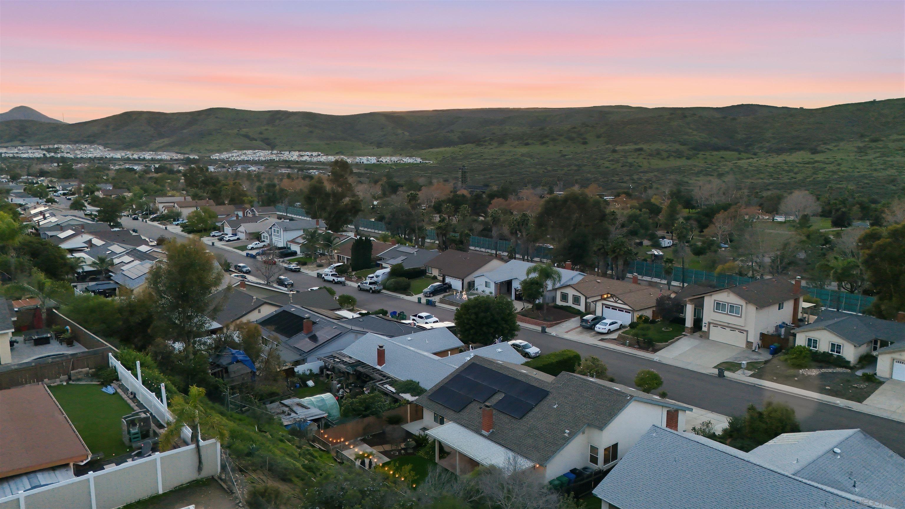 Detail Gallery Image 25 of 26 For 10523  Strathmore Dr, Santee,  CA 92071 - 4 Beds | 2 Baths