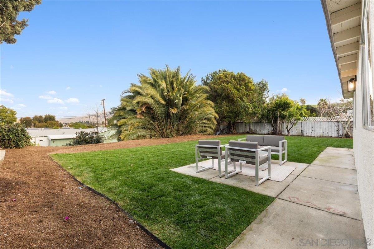 Detail Gallery Image 15 of 19 For 517  Worthington St, Spring Valley,  CA 91977 - 4 Beds | 2 Baths