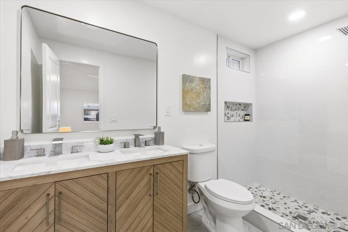 Detail Gallery Image 10 of 17 For 1250  8th St, Imperial Beach,  CA 91932 - 3 Beds | 2 Baths