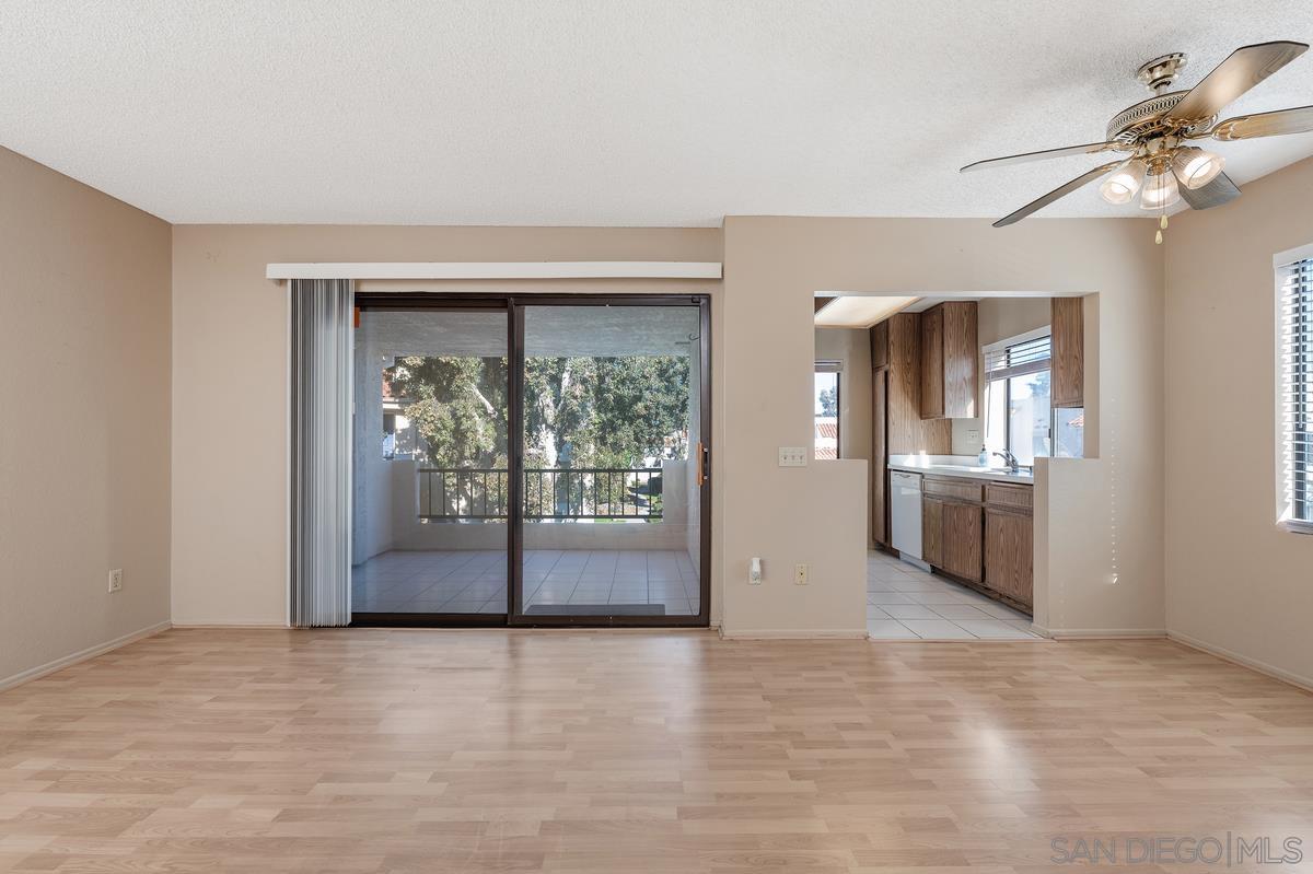 Detail Gallery Image 4 of 36 For 8444  New Salem  #12,  San Diego,  CA 92126 - 2 Beds | 2 Baths