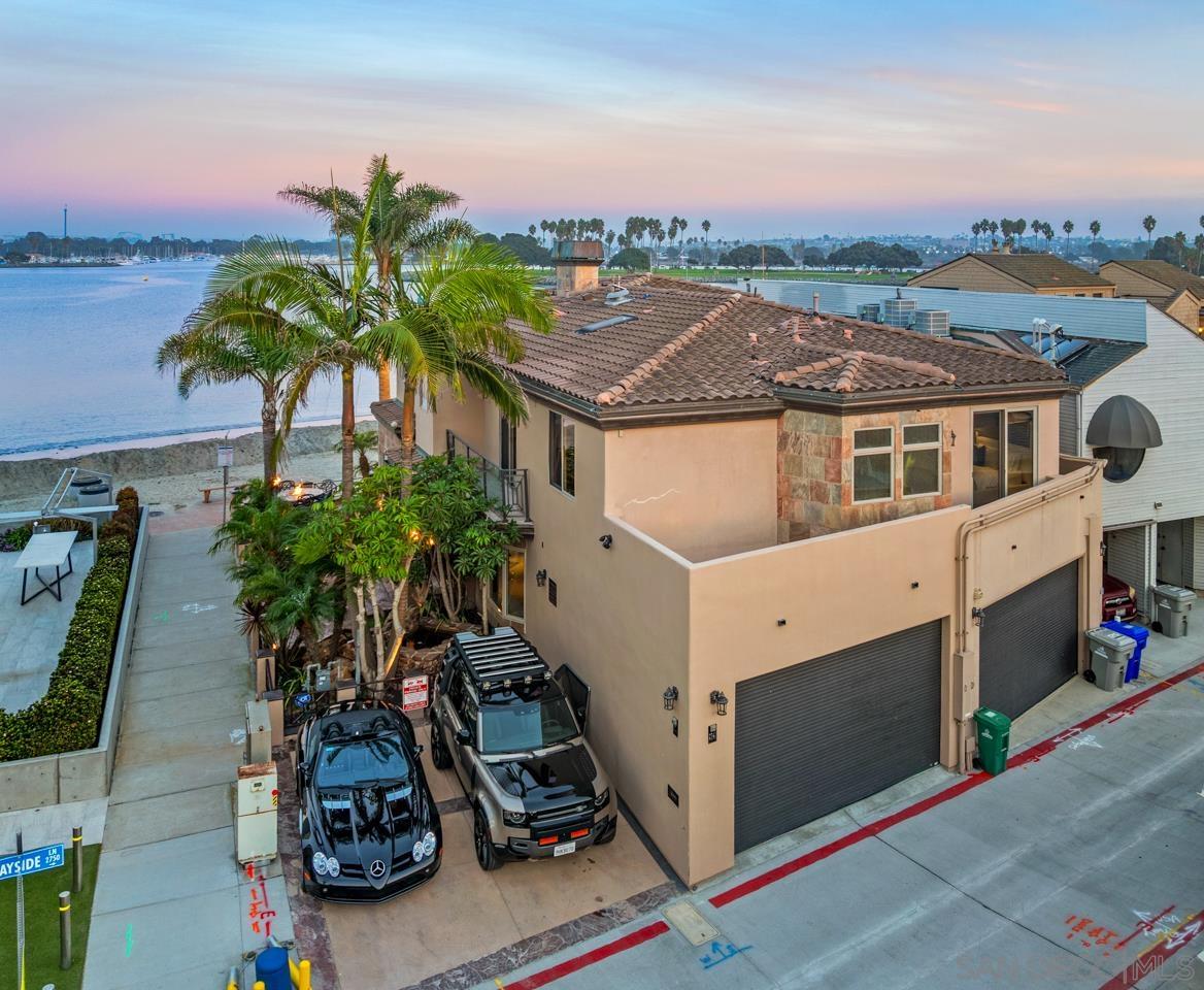 Detail Gallery Image 49 of 50 For 2741  Bayside Walk, San Diego,  CA 92109 - 3 Beds | 2/2 Baths