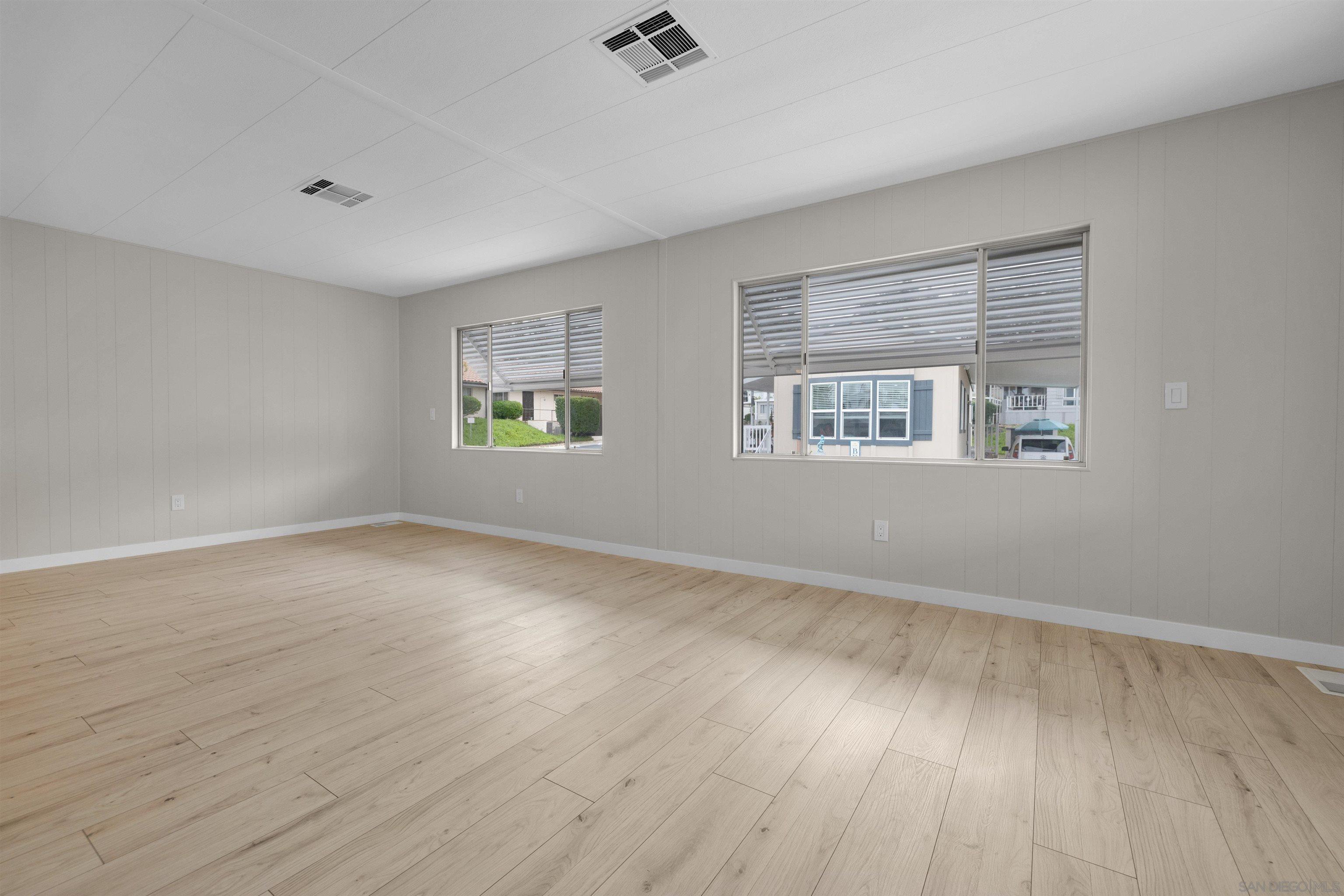 Detail Gallery Image 10 of 28 For 1440 S Orange Ave  105, El Cajon,  CA 92020 - 2 Beds | 2 Baths