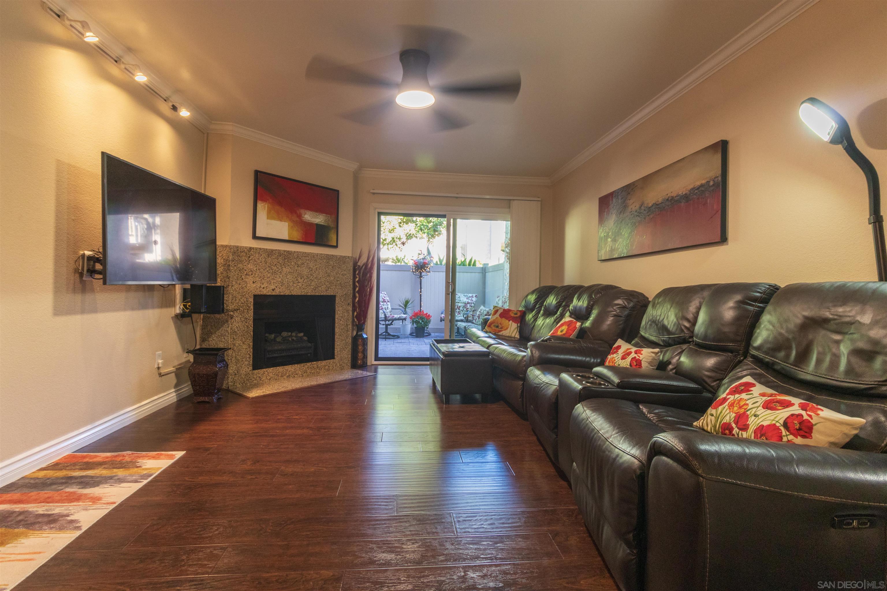 Detail Gallery Image 6 of 24 For 13343  Rancho Penasquitos Blvd  #B105,  San Diego,  CA 92129 - 2 Beds | 2 Baths