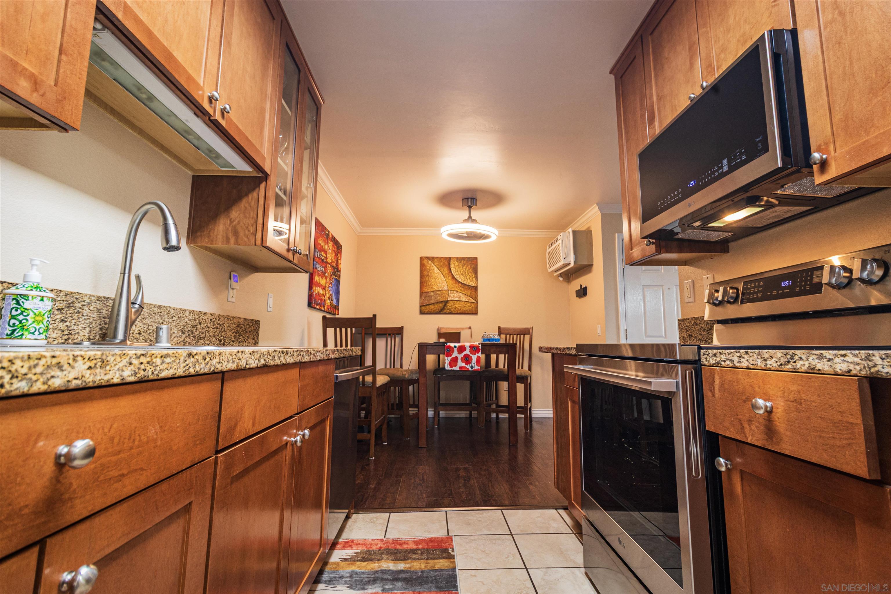 Detail Gallery Image 7 of 24 For 13343  Rancho Penasquitos Blvd  #B105,  San Diego,  CA 92129 - 2 Beds | 2 Baths