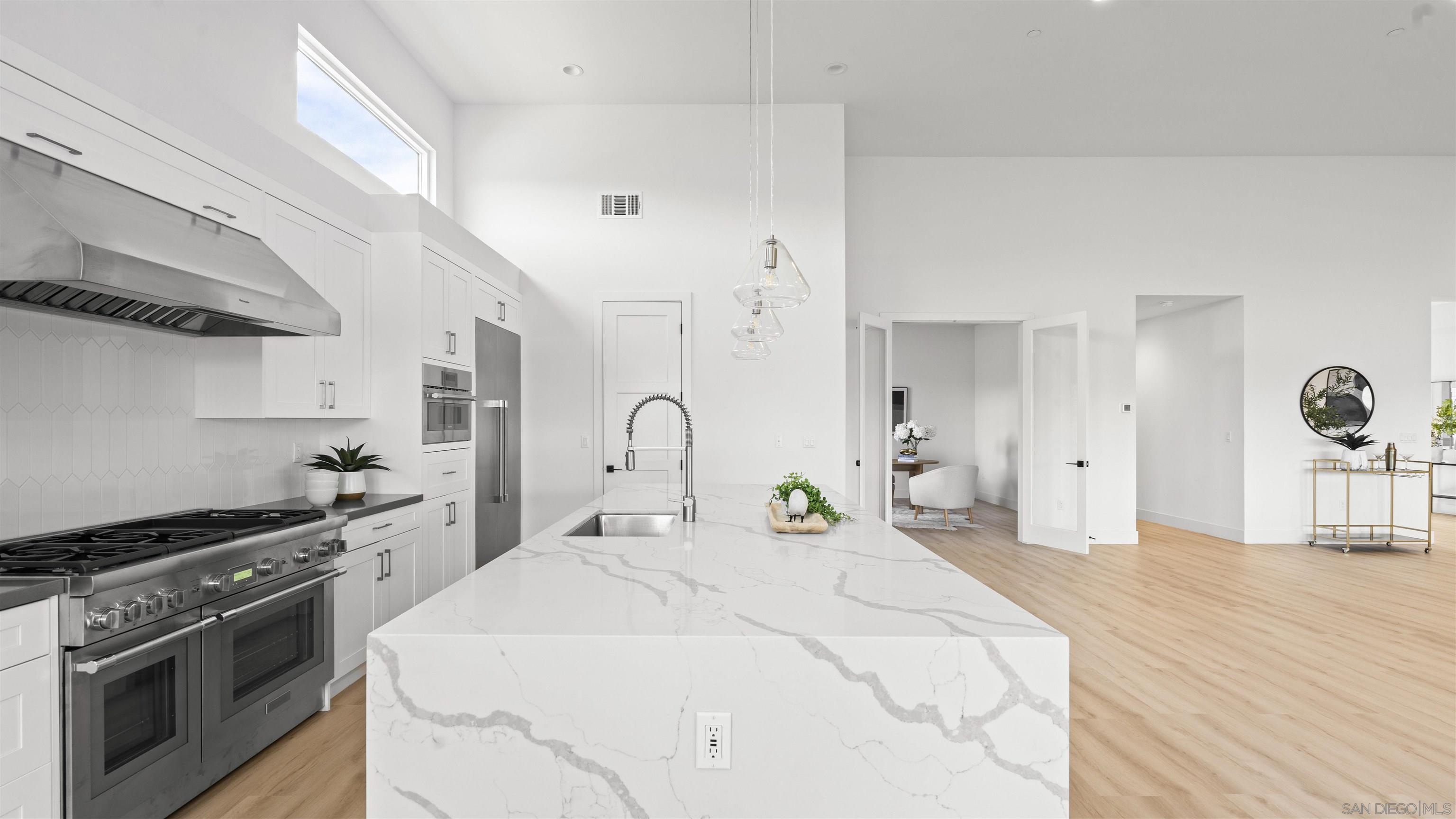 Detail Gallery Image 12 of 54 For 16925  Old Coach Rd, Poway,  CA 92064 - 6 Beds | 4/1 Baths