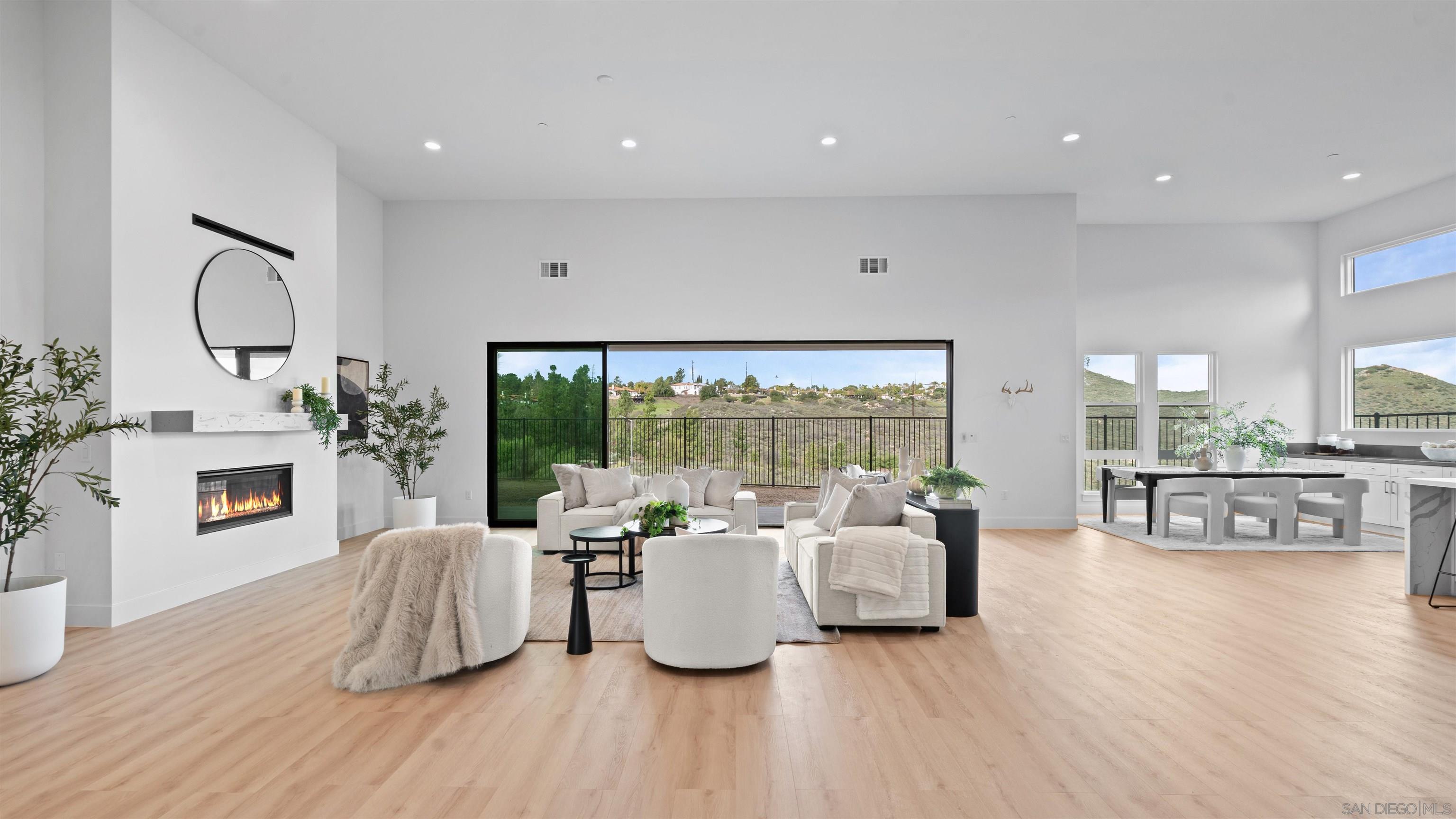 Detail Gallery Image 5 of 53 For 16925  Old Coach Rd, Poway,  CA 92064 - 6 Beds | 4/1 Baths