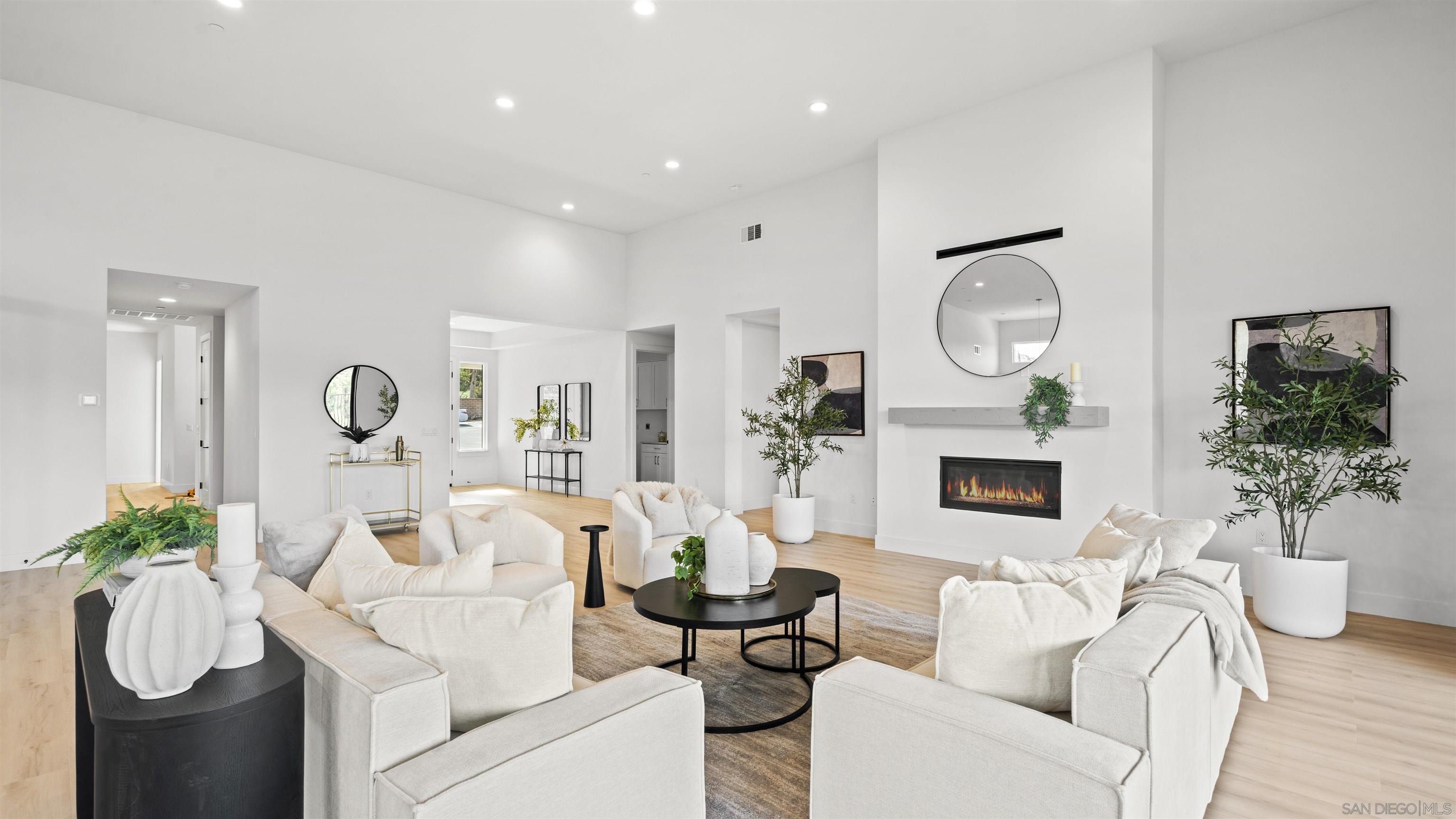 Detail Gallery Image 5 of 54 For 16925  Old Coach Rd, Poway,  CA 92064 - 6 Beds | 4/1 Baths