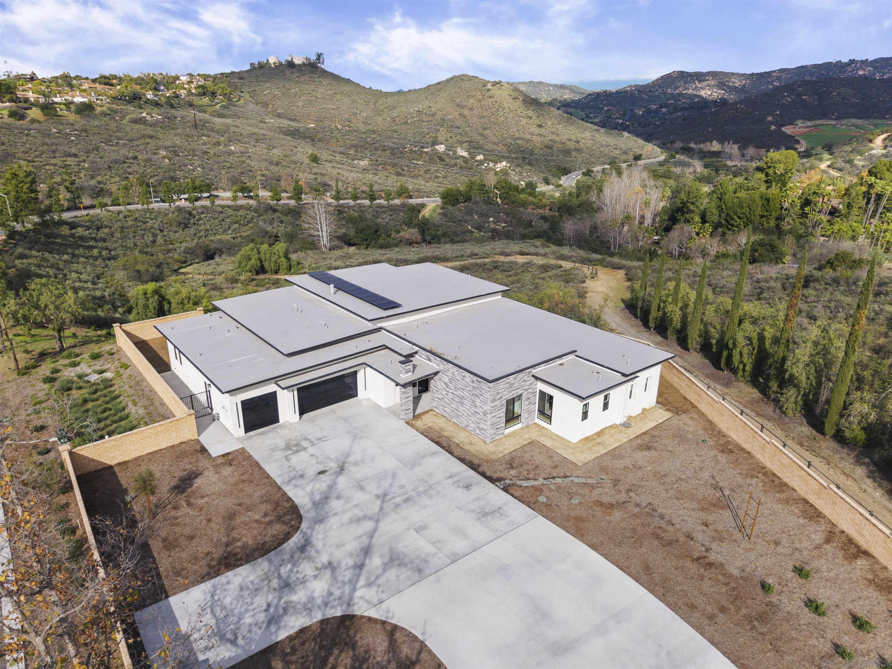 Detail Gallery Image 48 of 54 For 16925  Old Coach Rd, Poway,  CA 92064 - 6 Beds | 4/1 Baths