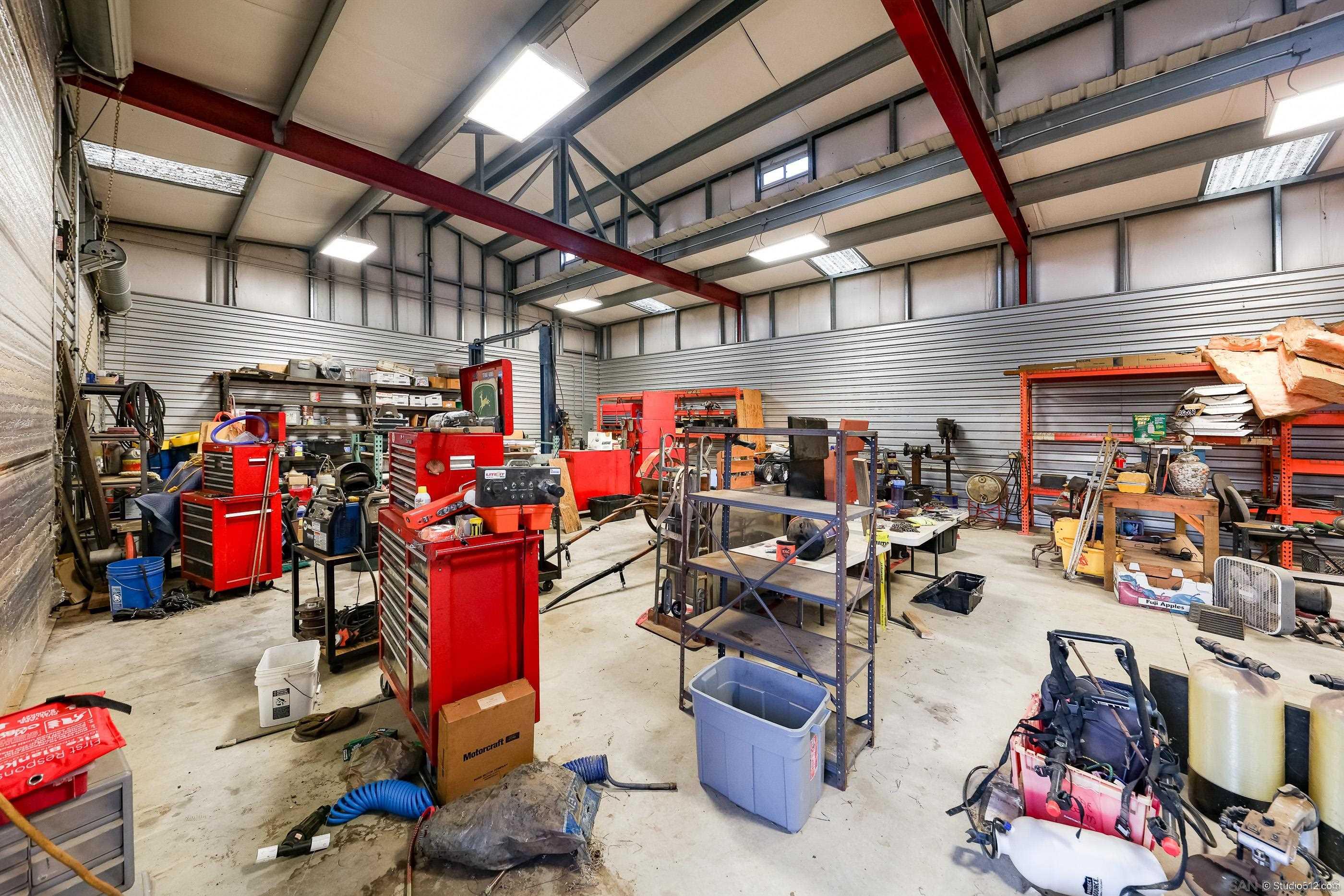 Detail Gallery Image 18 of 23 For 31141  Saddleback Rd, Valley Center,  CA 92082 - 2 Beds | 2 Baths