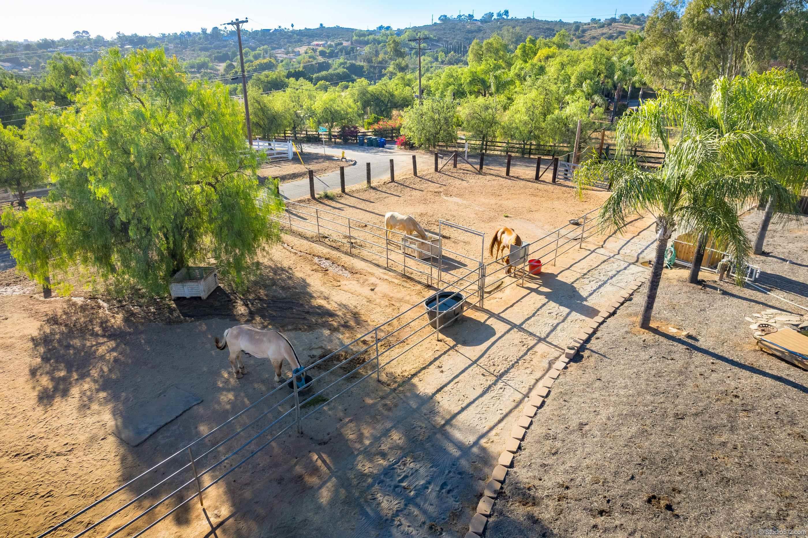 Detail Gallery Image 21 of 23 For 31141  Saddleback Rd, Valley Center,  CA 92082 - 2 Beds | 2 Baths
