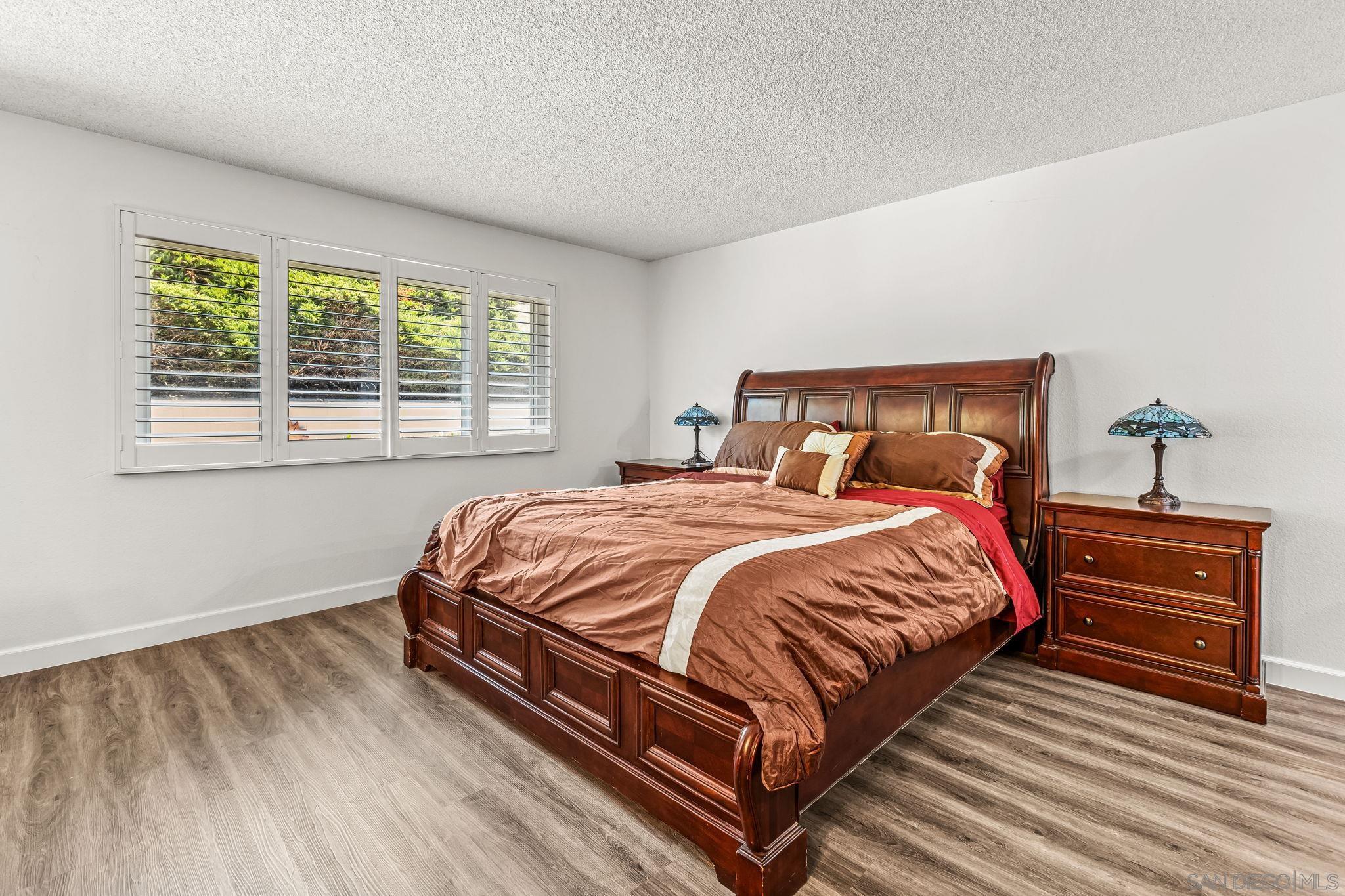 Detail Gallery Image 18 of 34 For 1261  La Mirada Ave, Escondido,  CA 92026 - 3 Beds | 2 Baths