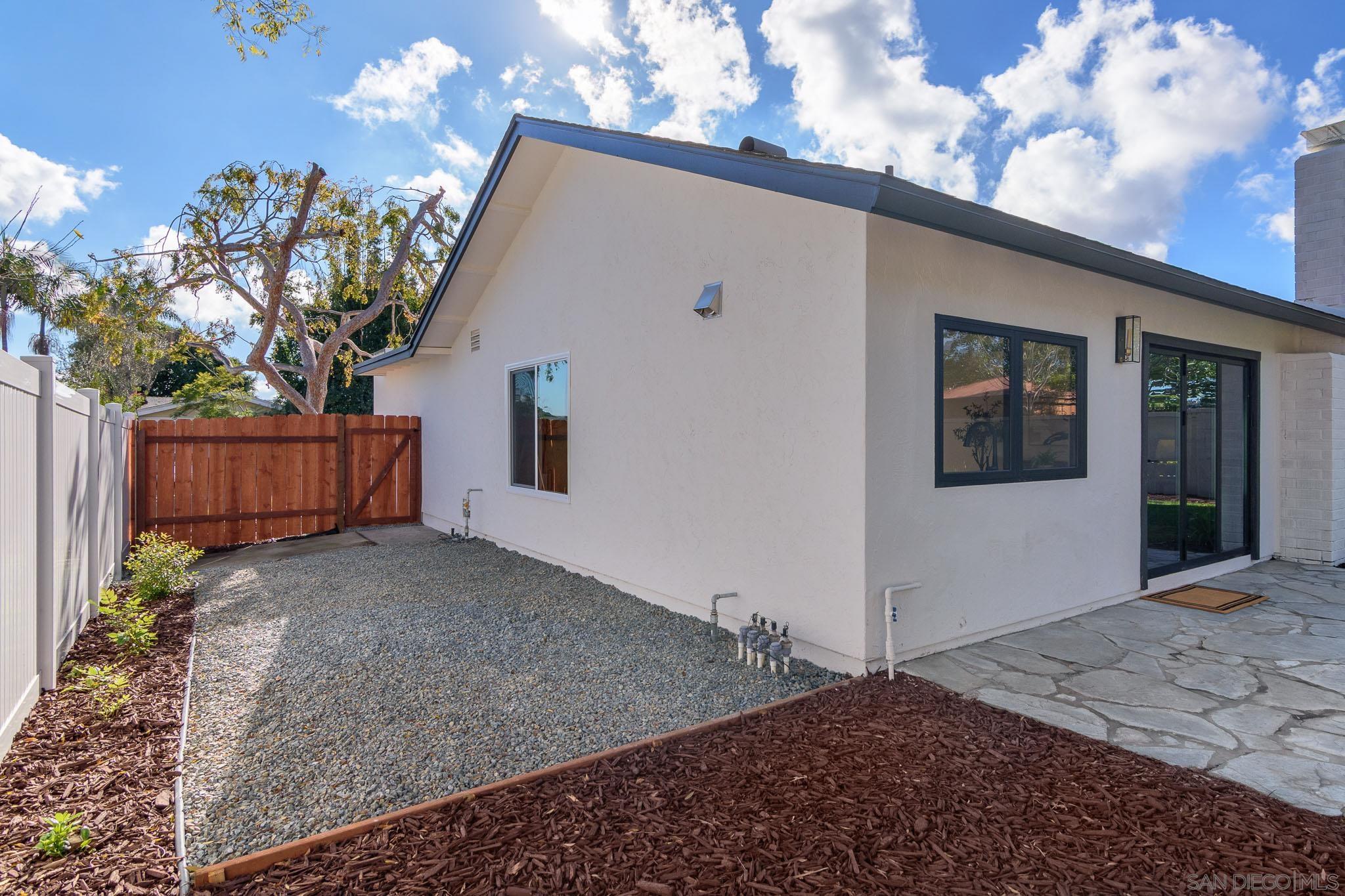 Detail Gallery Image 20 of 33 For 3036  Driscoll Drive, San Diego,  CA 92117 - 3 Beds | 2 Baths