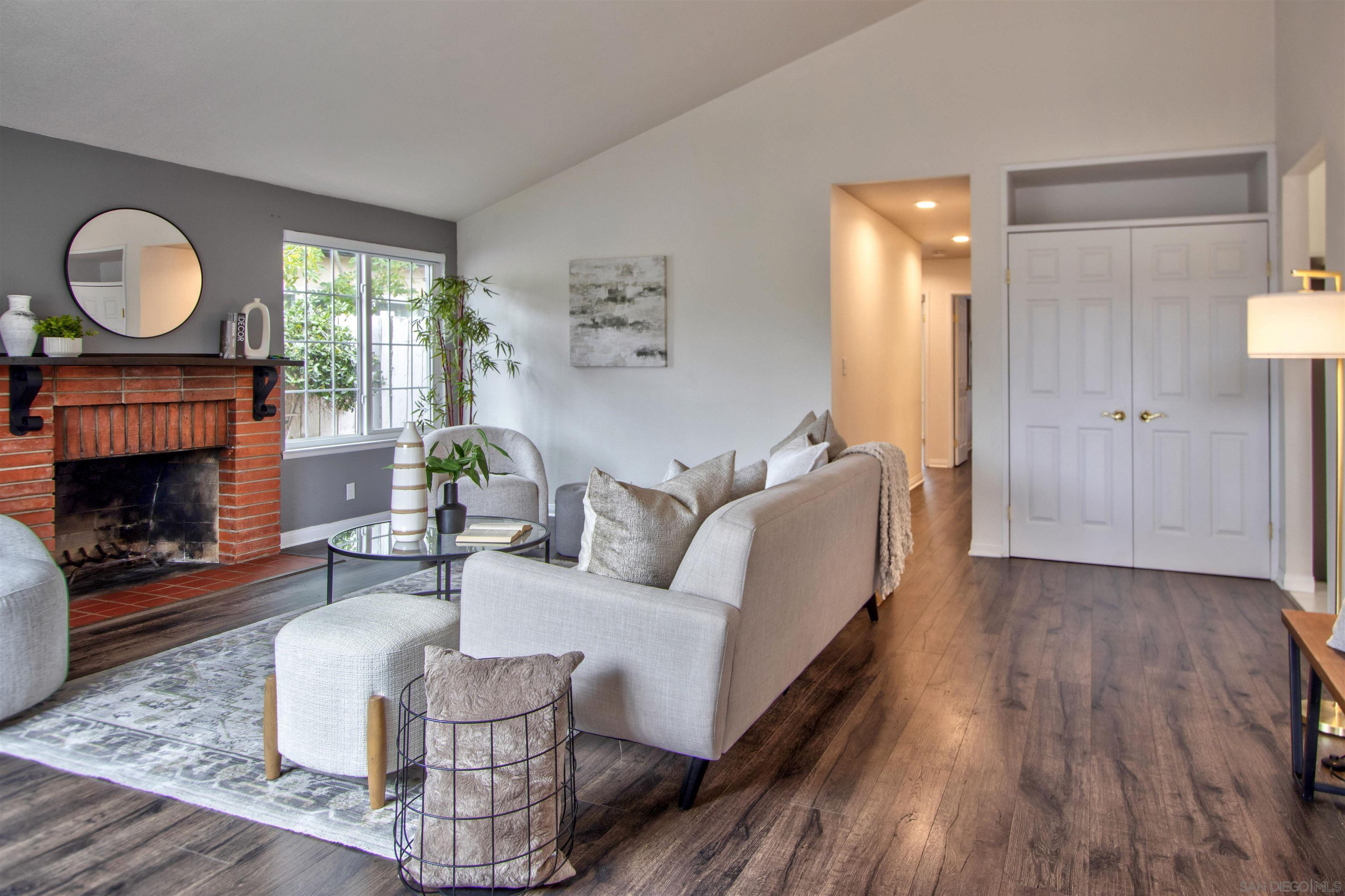 Detail Gallery Image 2 of 25 For 8450  Aries Road, San Diego,  CA 92126 - 3 Beds | 2 Baths