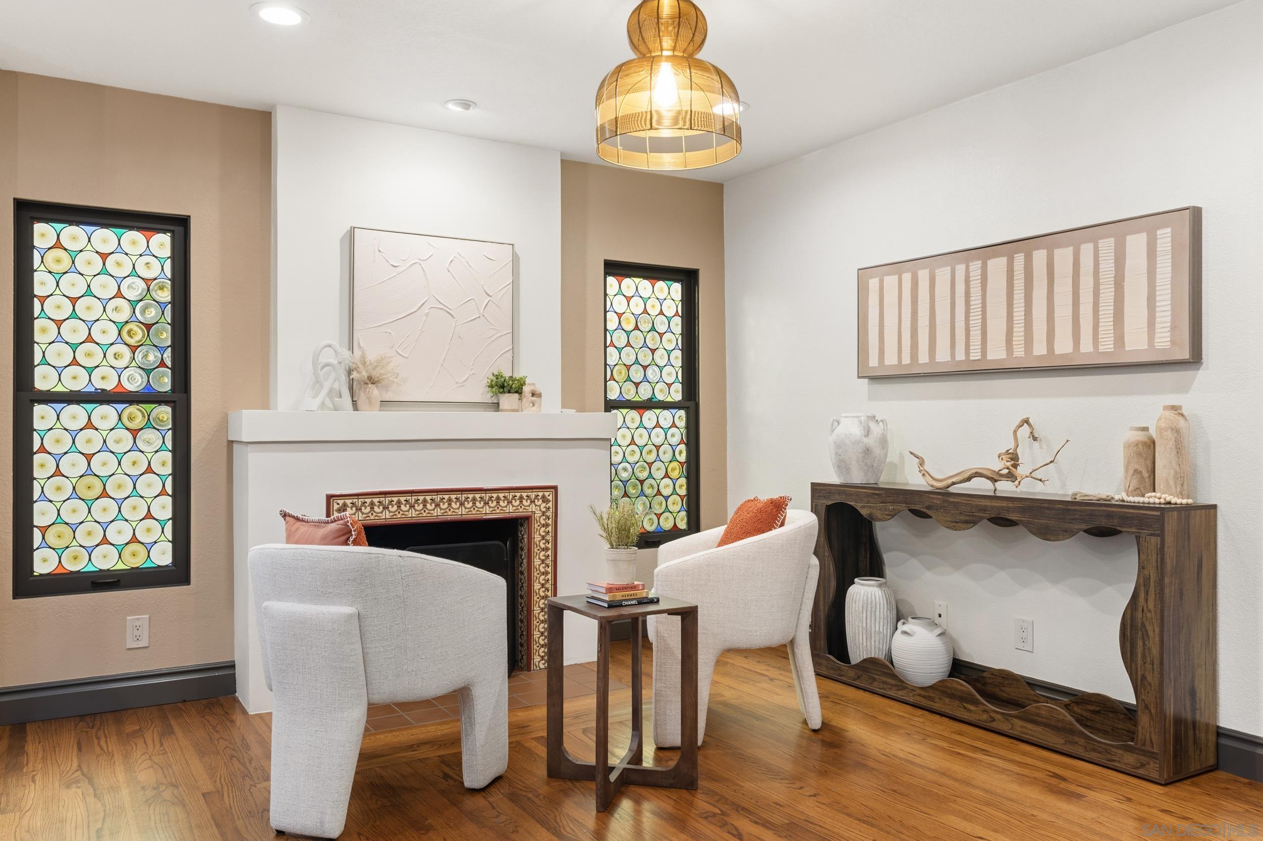 Detail Gallery Image 13 of 59 For 4668 E Talmadge Drive, San Diego,  CA 92116 - 3 Beds | 2/1 Baths