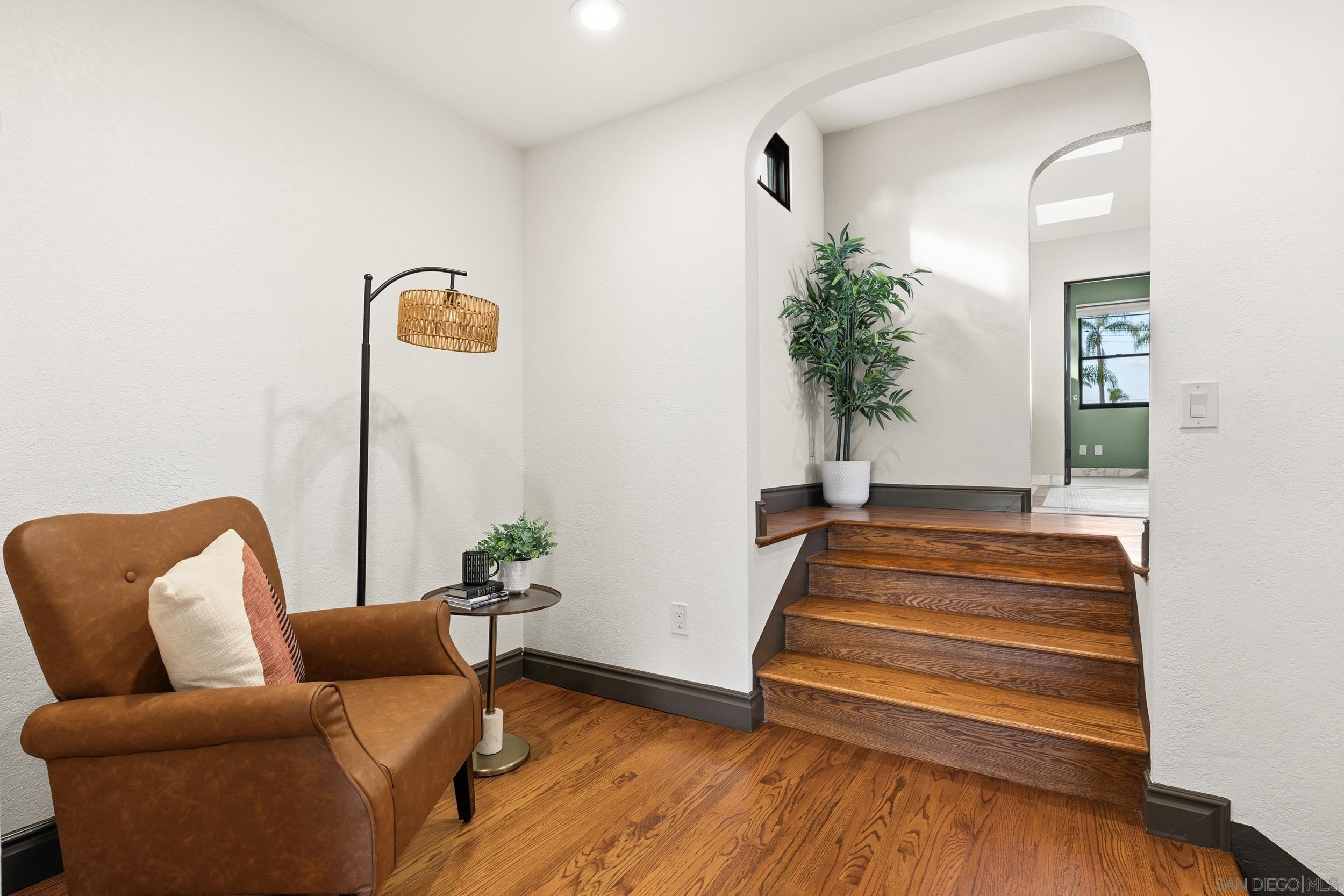 Detail Gallery Image 27 of 59 For 4668 E Talmadge Drive, San Diego,  CA 92116 - 3 Beds | 2/1 Baths