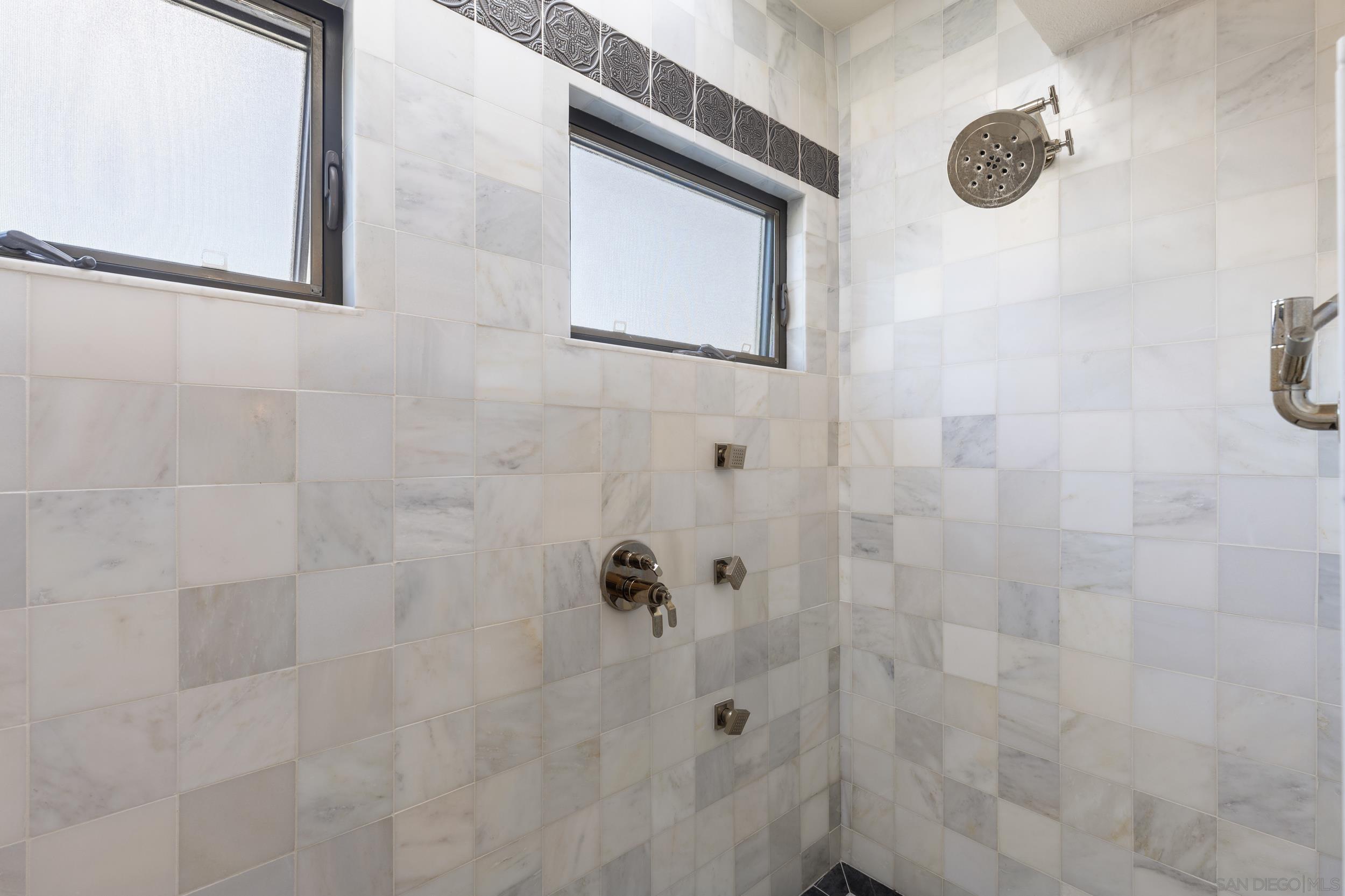 Detail Gallery Image 38 of 59 For 4668 E Talmadge Drive, San Diego,  CA 92116 - 3 Beds | 2/1 Baths