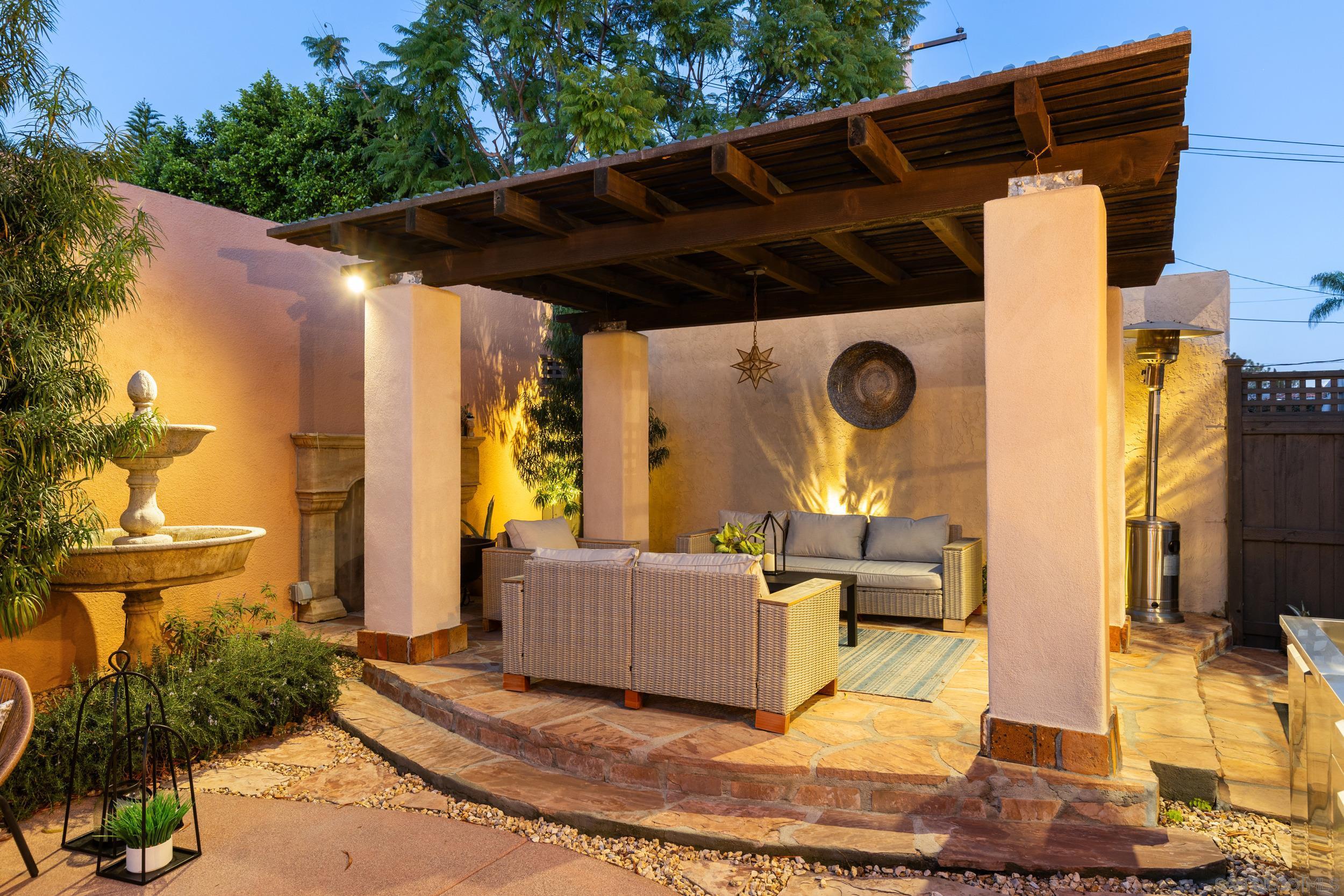 Detail Gallery Image 47 of 59 For 4668 E Talmadge Drive, San Diego,  CA 92116 - 3 Beds | 2/1 Baths