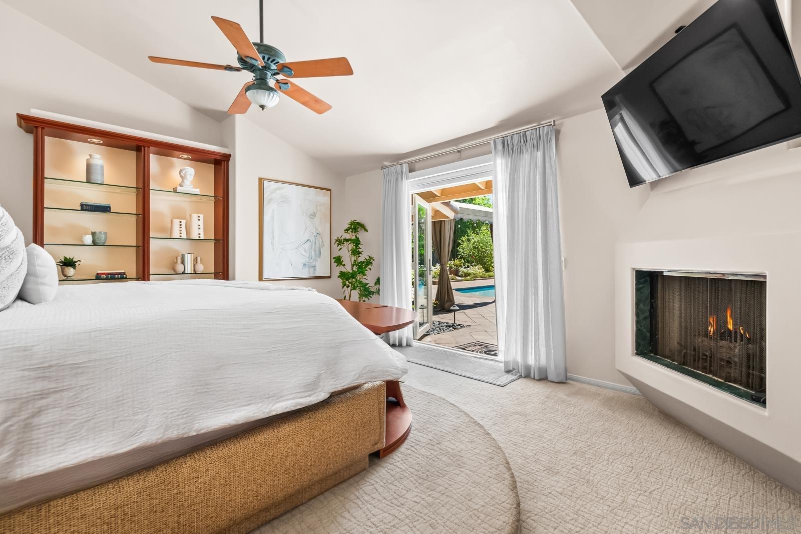 Detail Gallery Image 22 of 29 For 5979  via Zurita, La Jolla,  CA 92037 - 4 Beds | 2 Baths