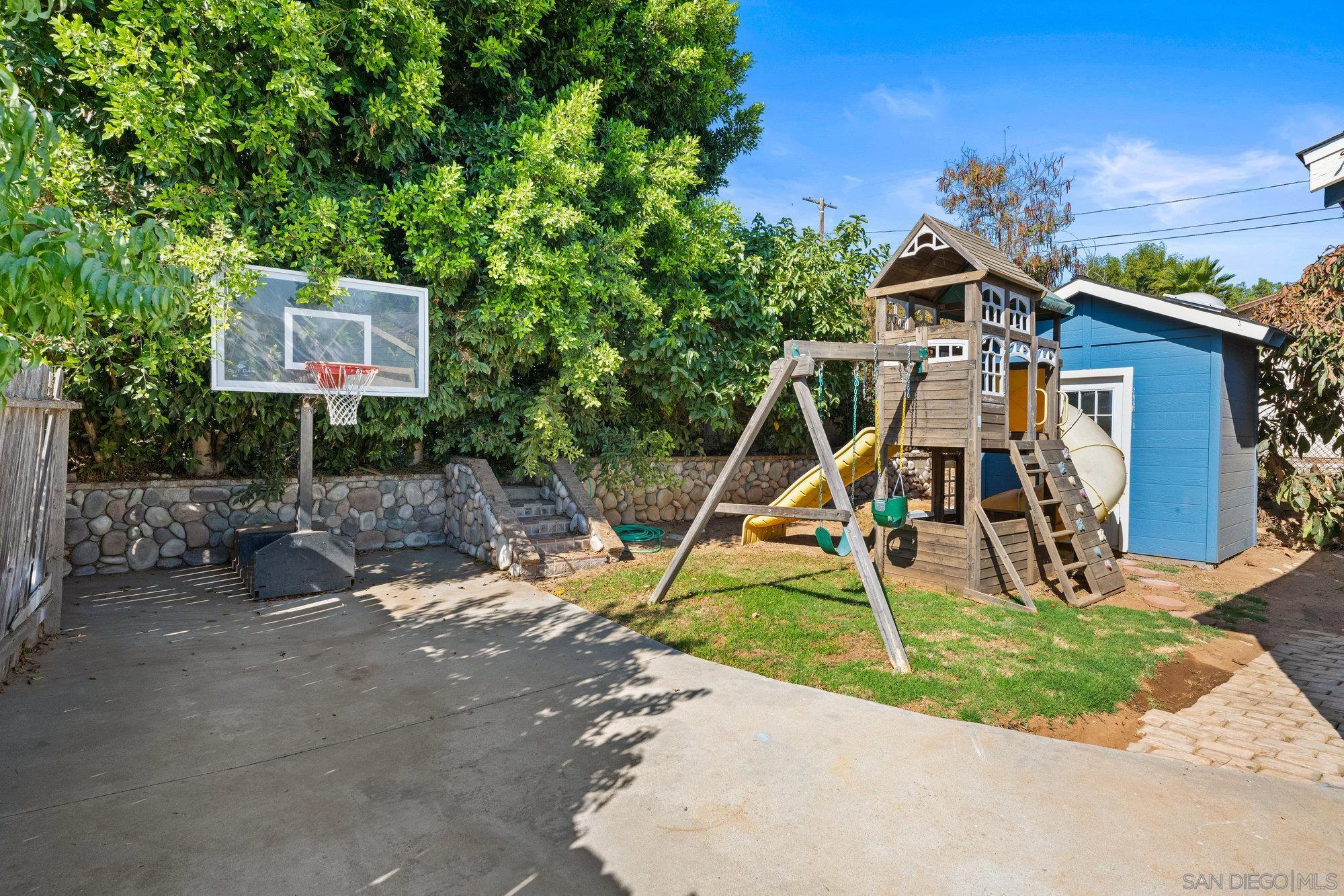 Detail Gallery Image 2 of 18 For 409-2 S Tulip Street, Escondido,  CA 92025 - 1 Beds | 1 Baths