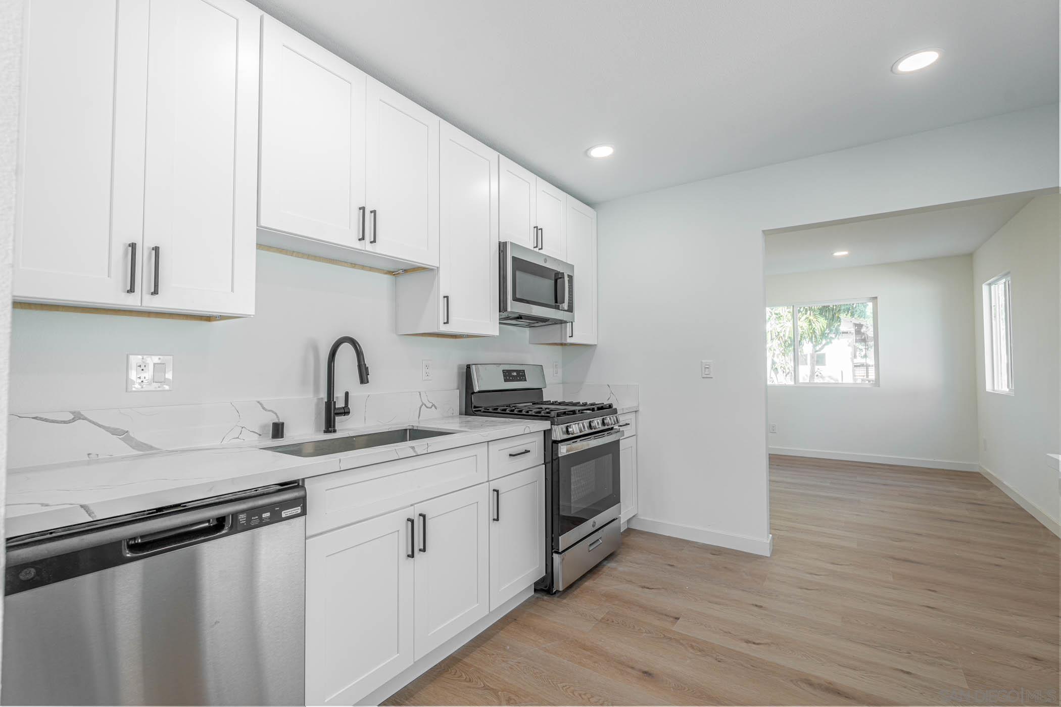 Detail Gallery Image 17 of 25 For 3921-23  Delta St., San Diego,  CA 92113 - – Beds | – Baths