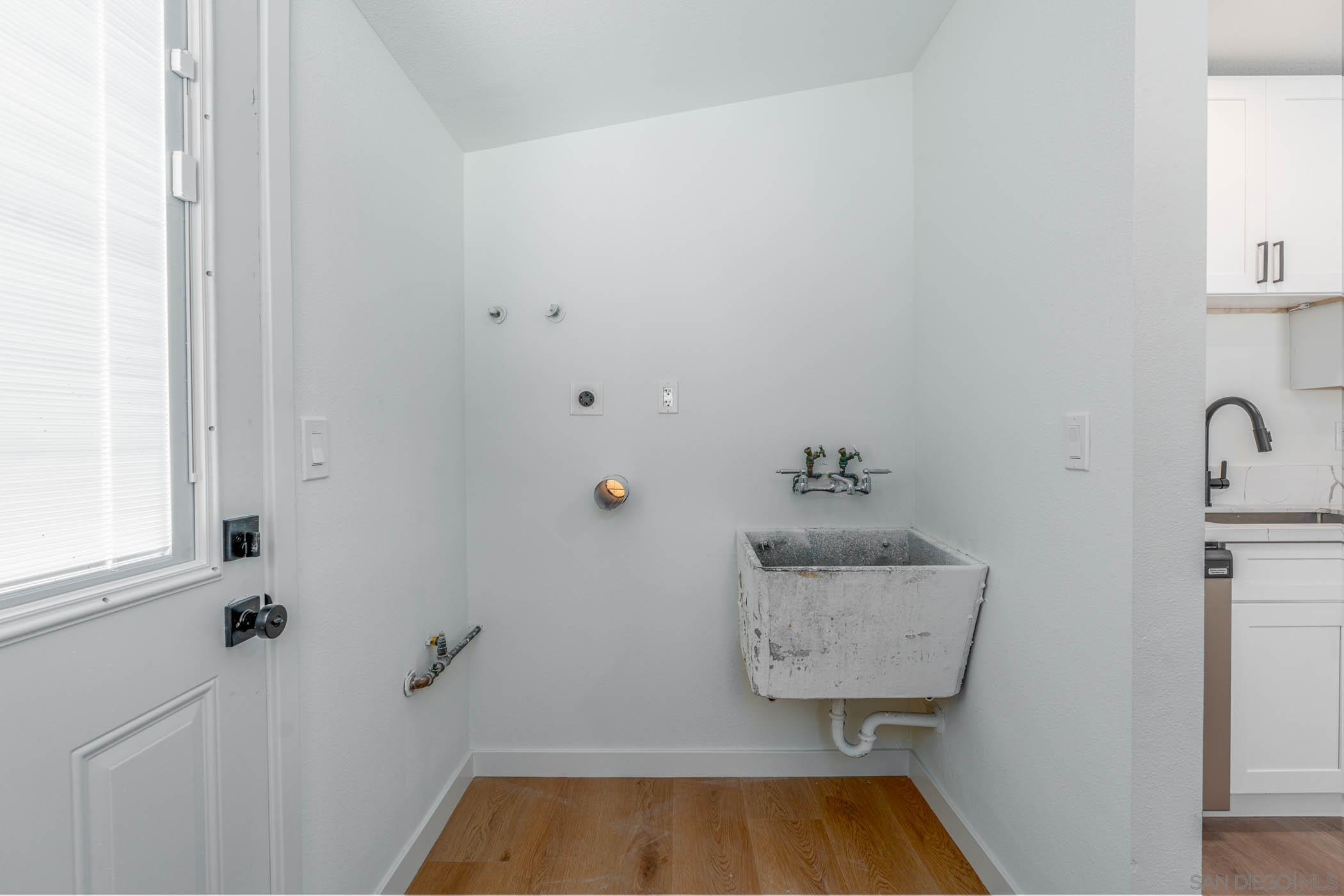 Detail Gallery Image 22 of 25 For 3921-23  Delta St., San Diego,  CA 92113 - – Beds | – Baths