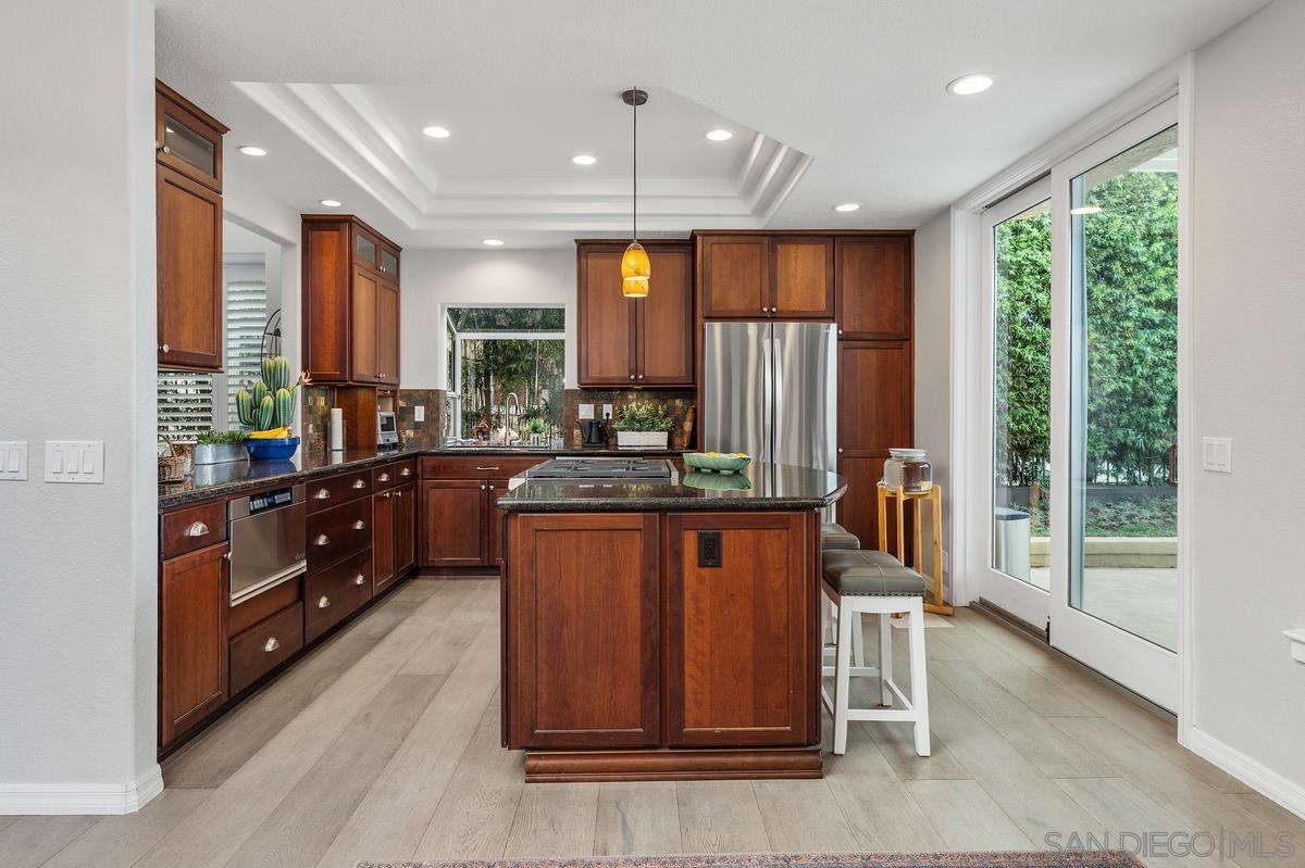 Detail Gallery Image 15 of 41 For 7521  Navigator Circle, Carlsbad,  CA 92011 - 4 Beds | 3 Baths